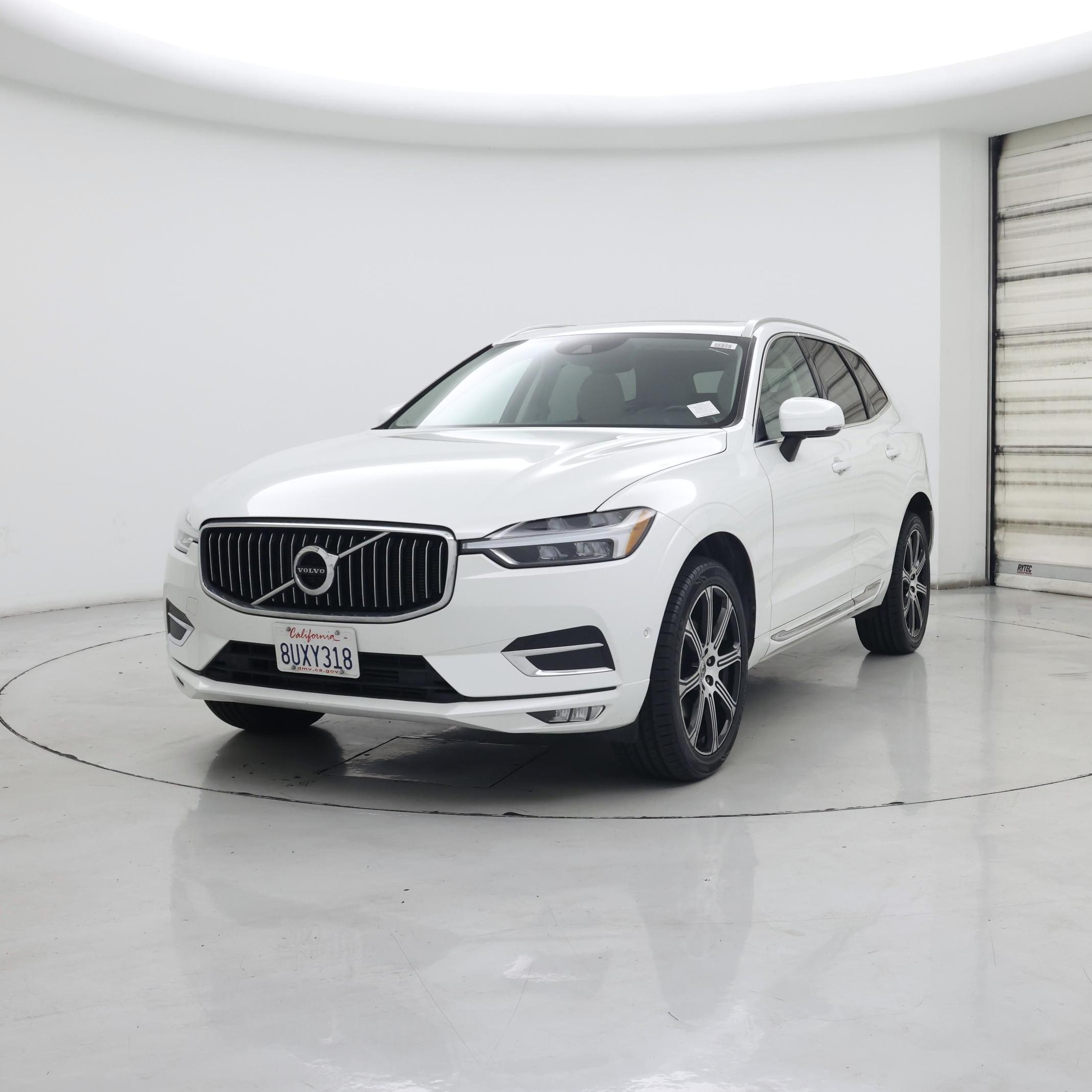 Thumbnail: 2018 Volvo XC60 - 4