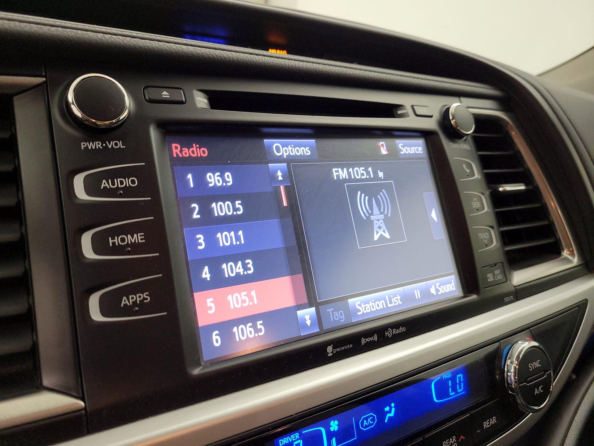 Thumbnail: 2018 Toyota Highlander - 15