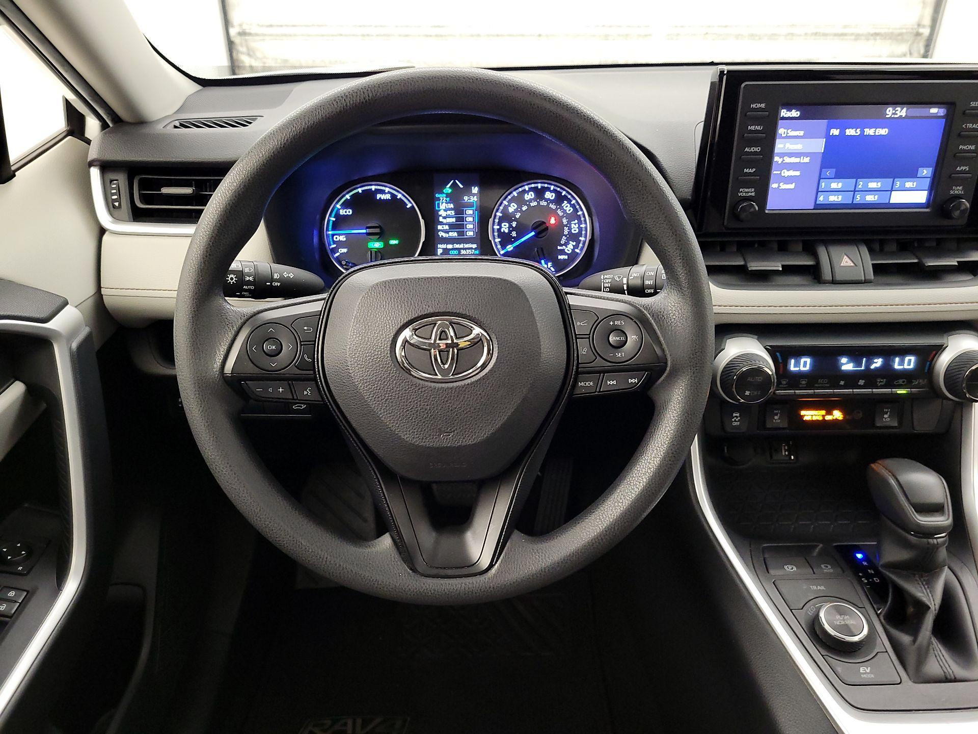 Thumbnail: 2019 Toyota RAV4 - 10