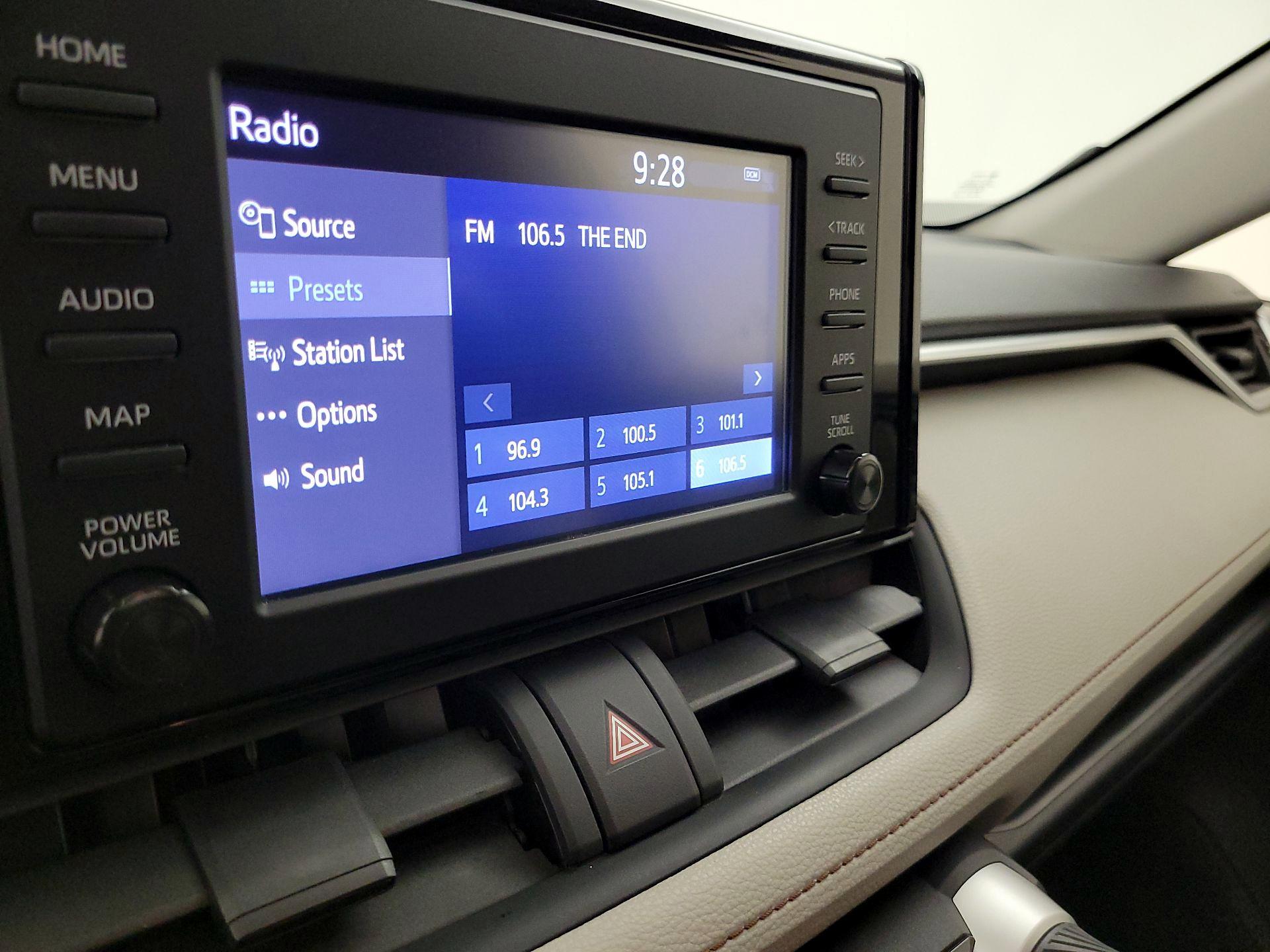 Thumbnail: 2019 Toyota RAV4 - 15