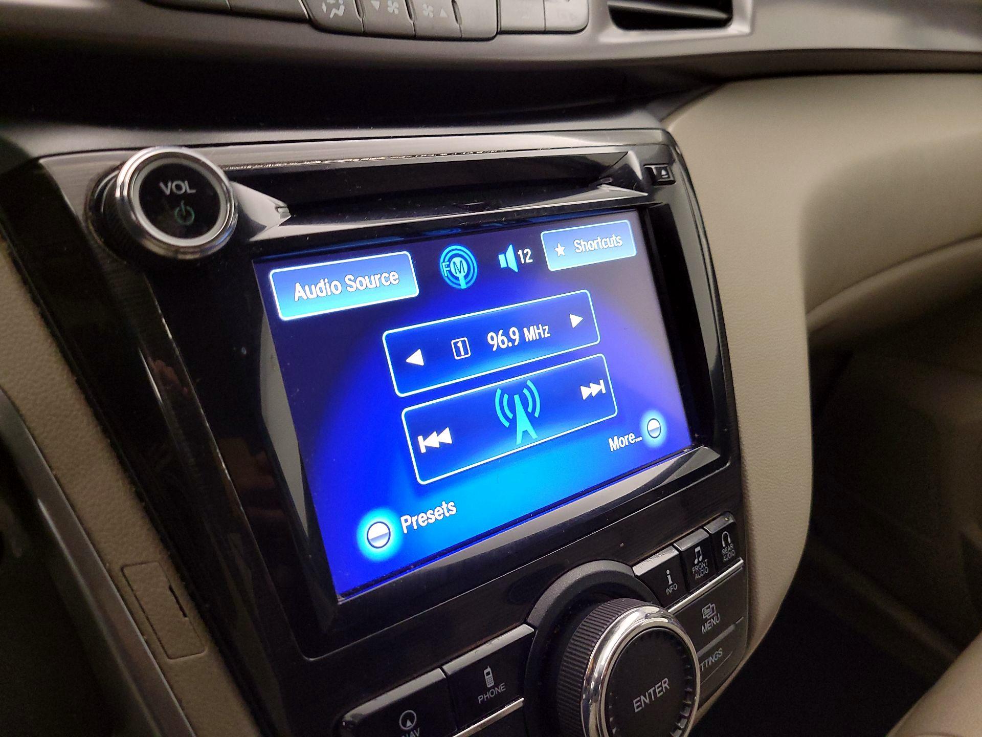 Thumbnail: 2014 Honda Odyssey - 16