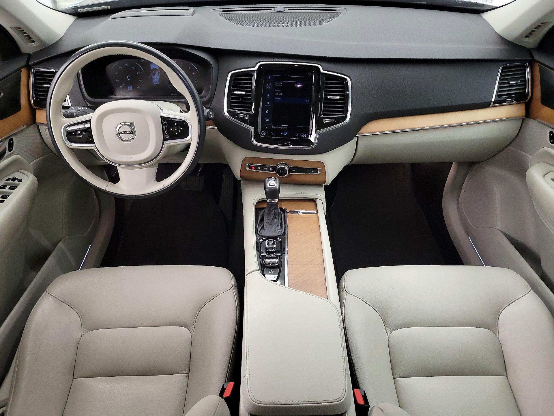 Thumbnail: 2021 Volvo XC90 - 9