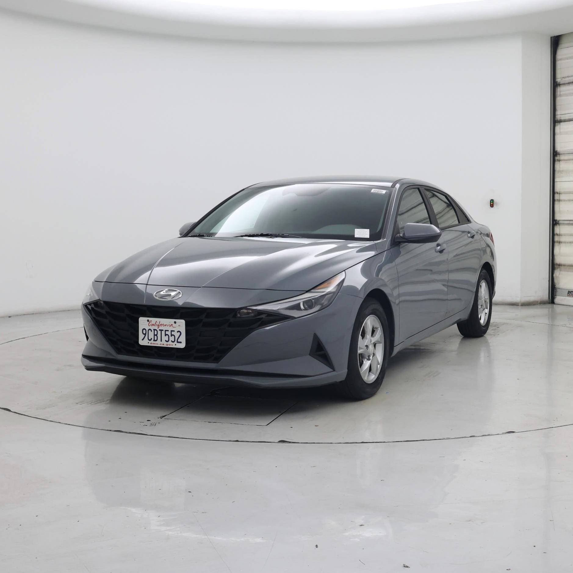Thumbnail: 2022 Hyundai Elantra - 4
