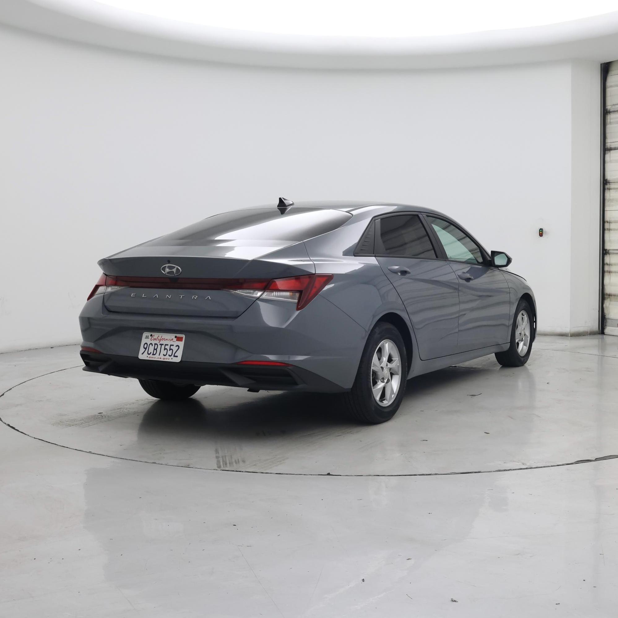 Thumbnail: 2022 Hyundai Elantra - 8