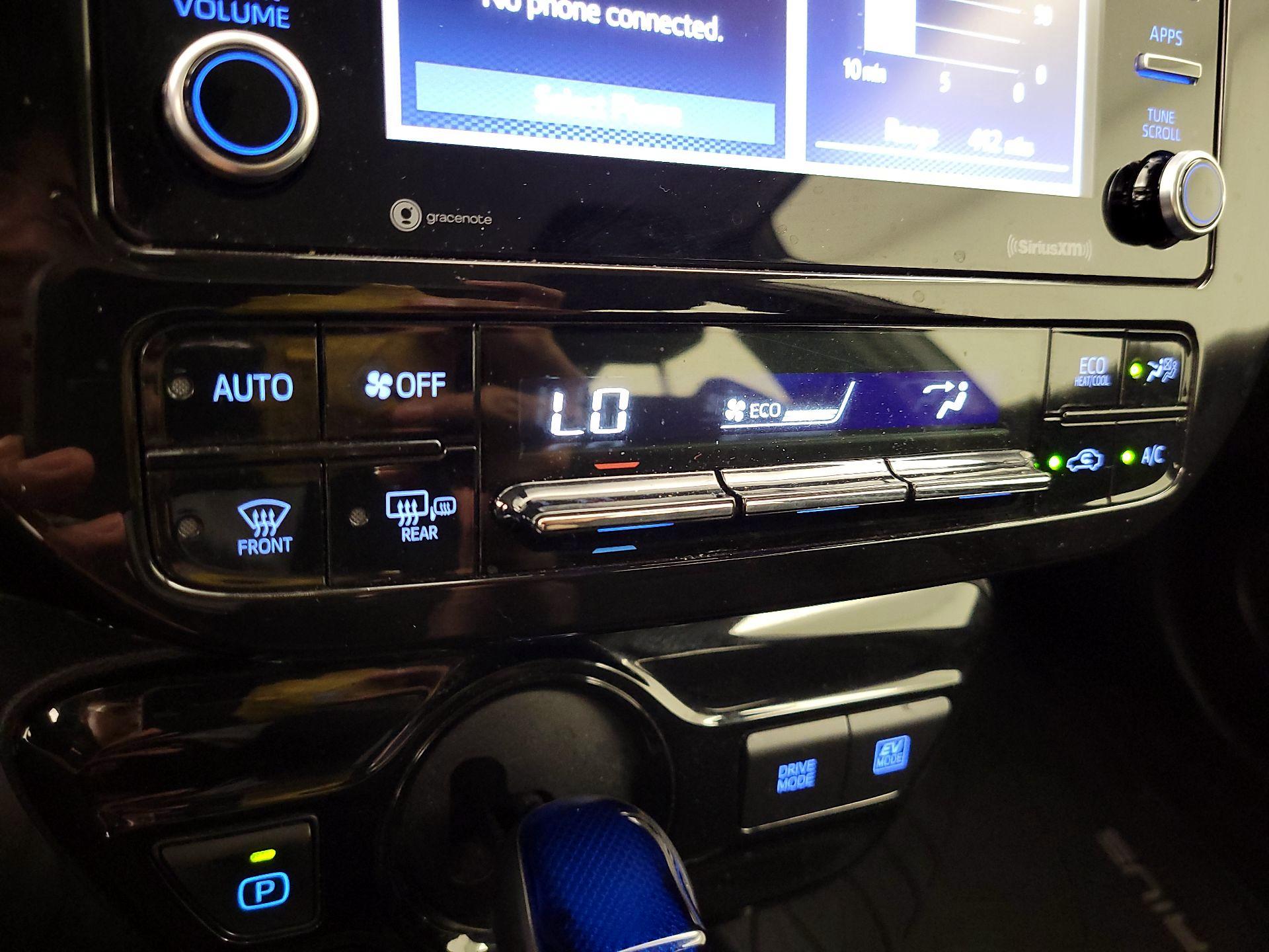 Thumbnail: 2021 Toyota Prius - 16