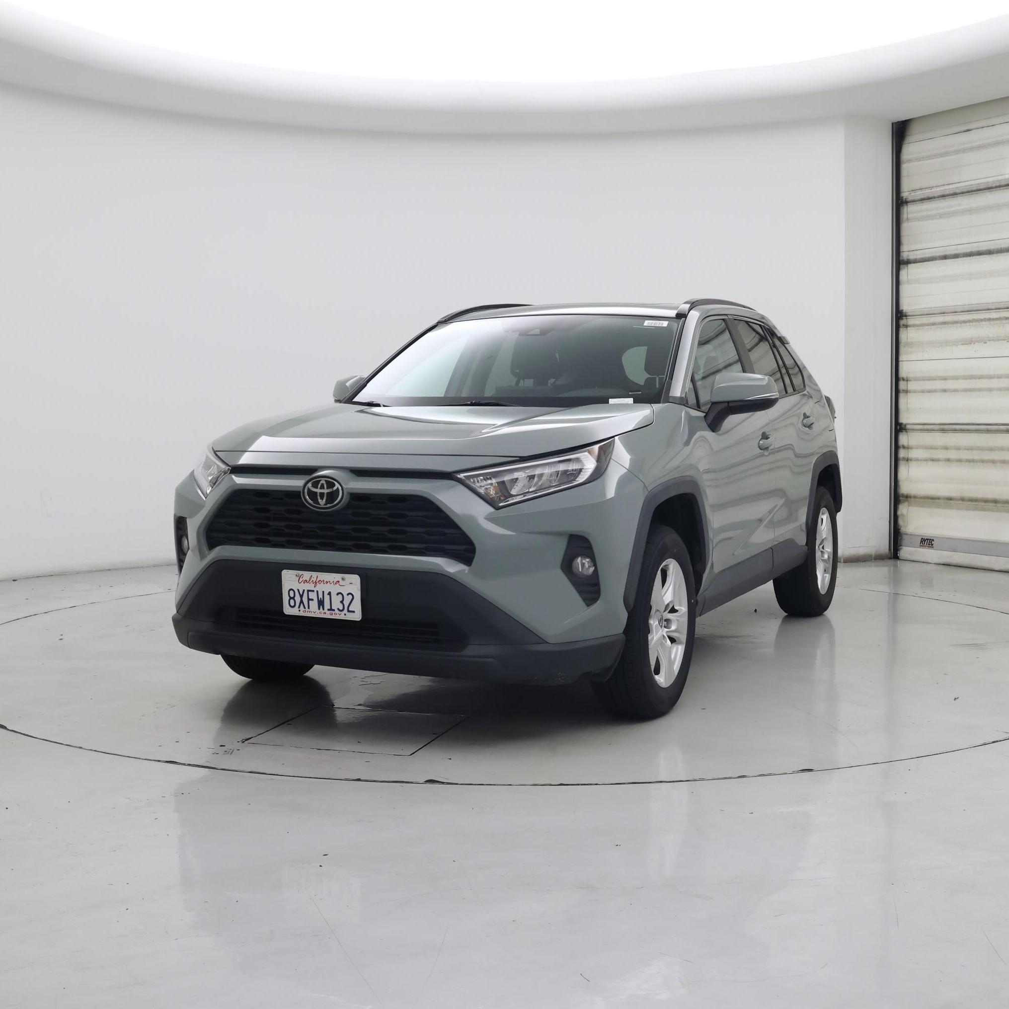 Thumbnail: 2021 Toyota RAV4 - 4
