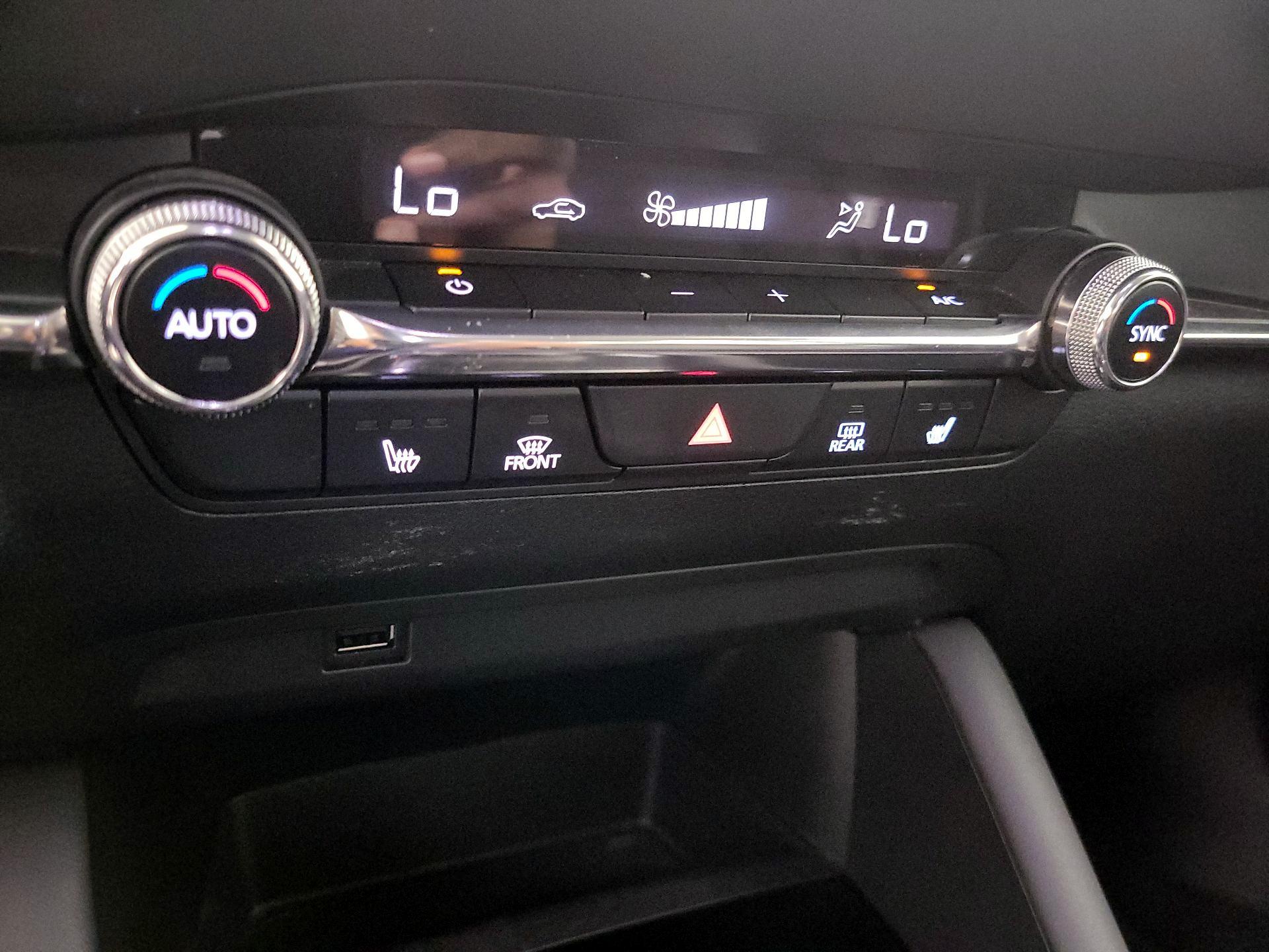 Thumbnail: 2019 Mazda Mazda3 - 16