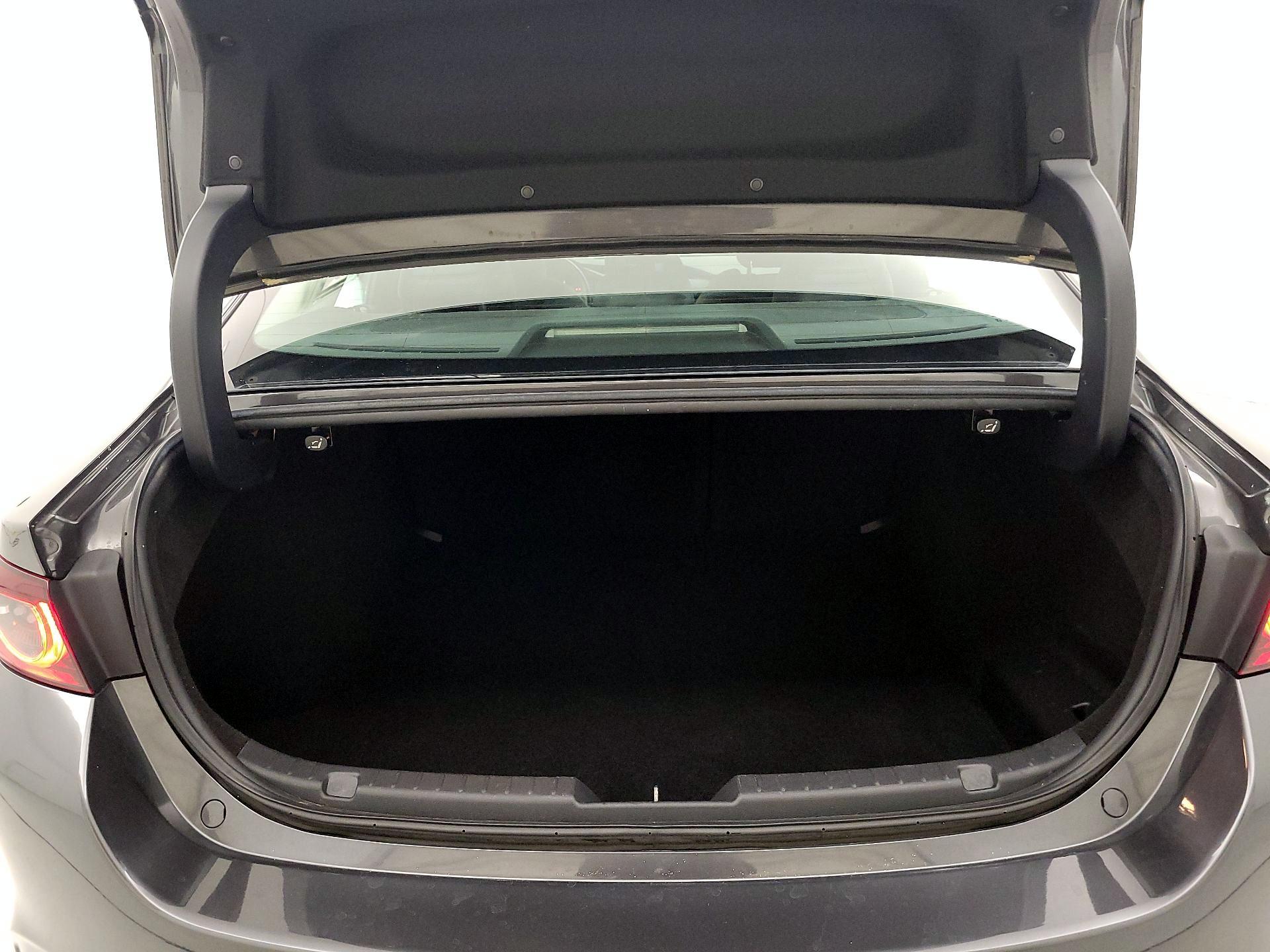 Thumbnail: 2019 Mazda Mazda3 - 20