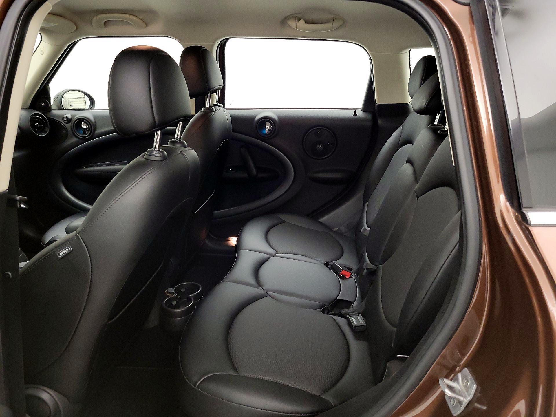 Thumbnail: 2015 MINI Cooper Countryman - 17