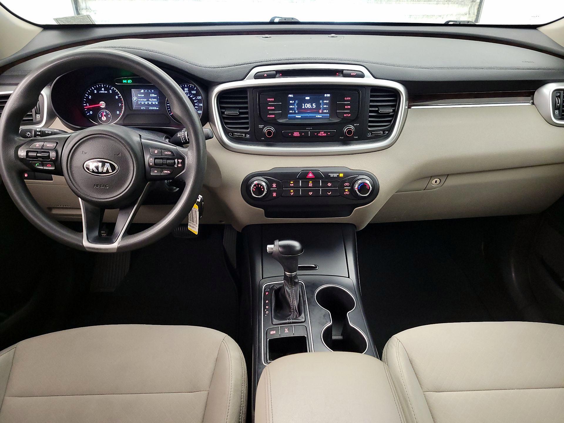 Thumbnail: 2018 Kia Sorento - 9