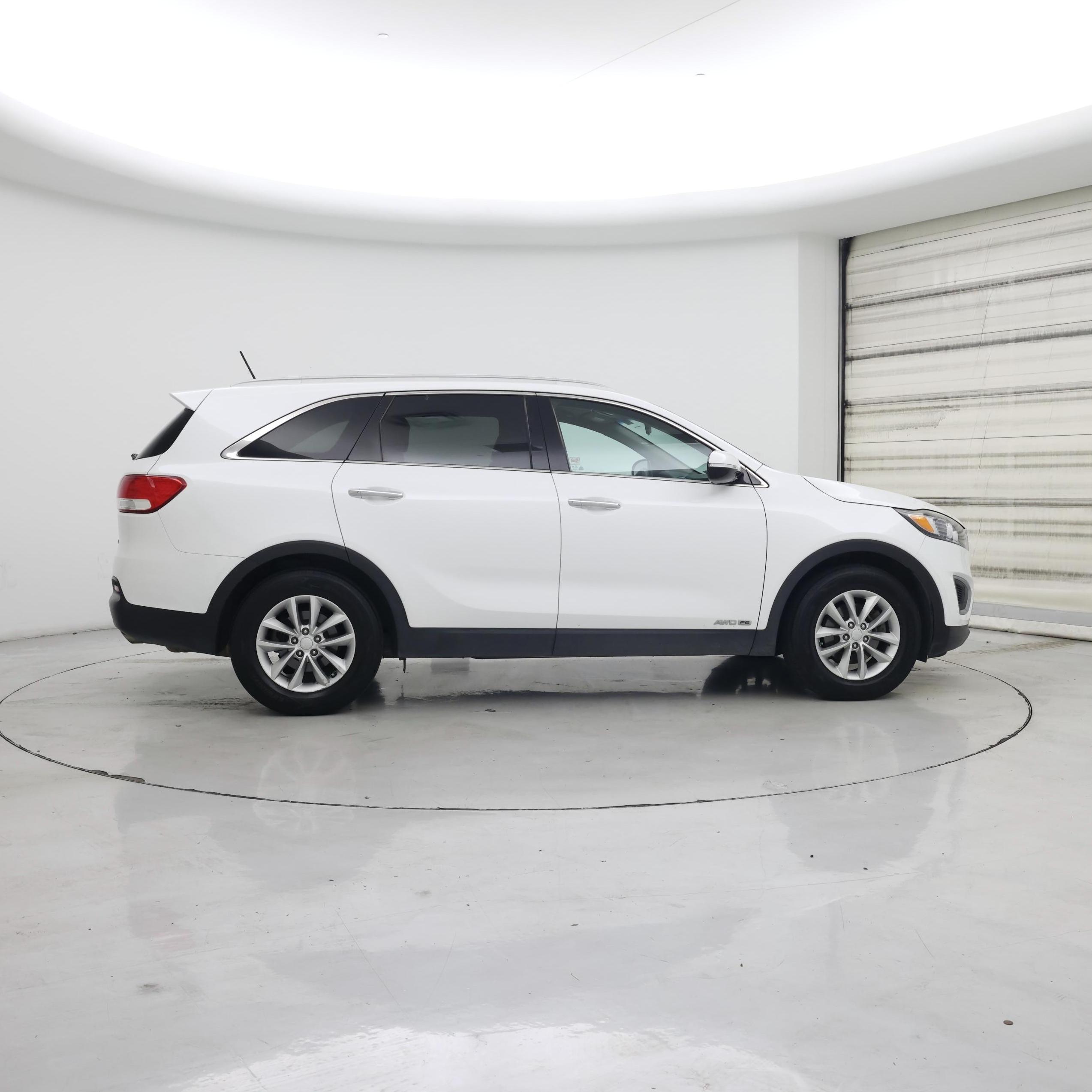Thumbnail: 2018 Kia Sorento - 7