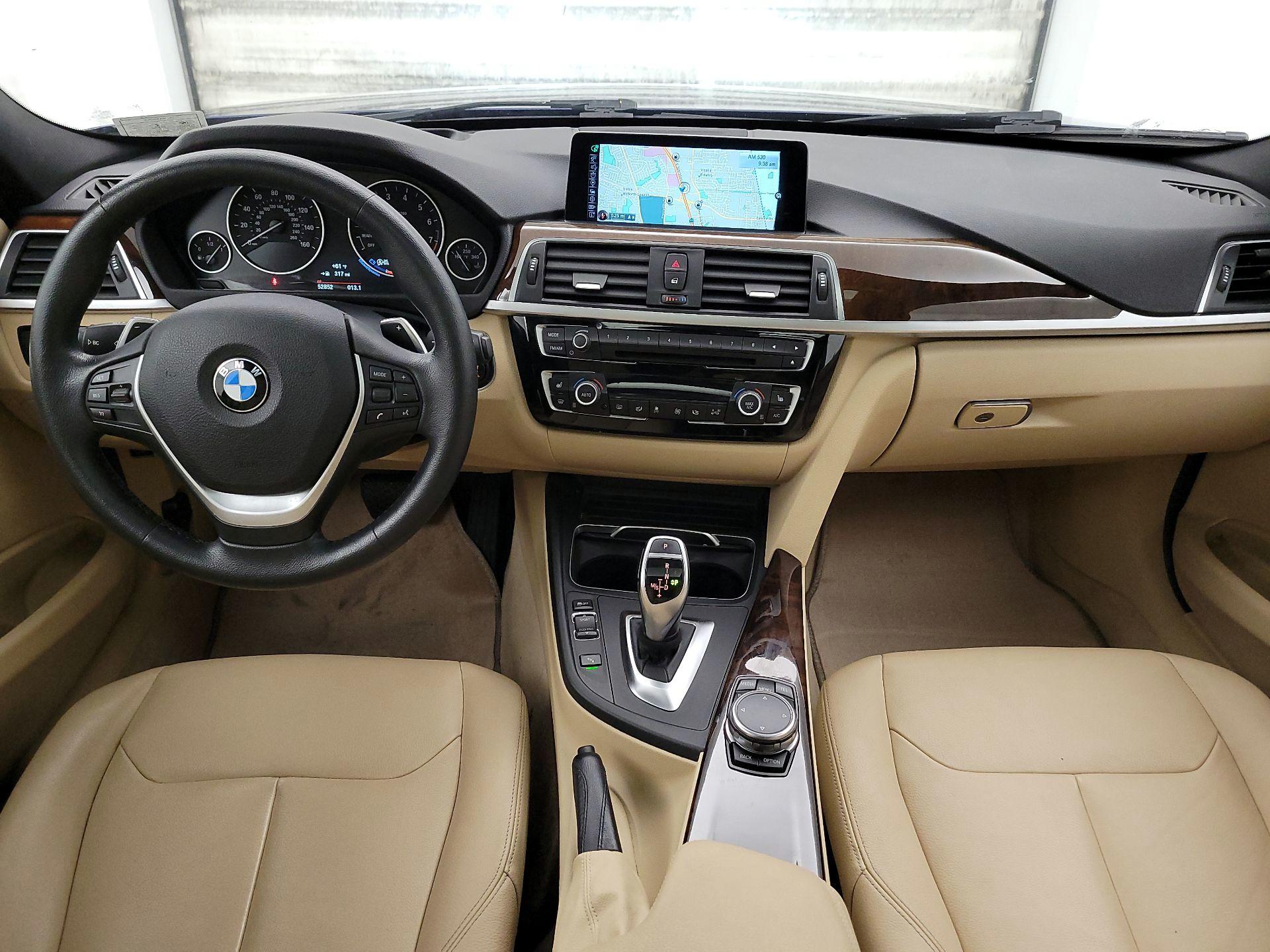 Thumbnail: 2016 BMW 3 Series - 9