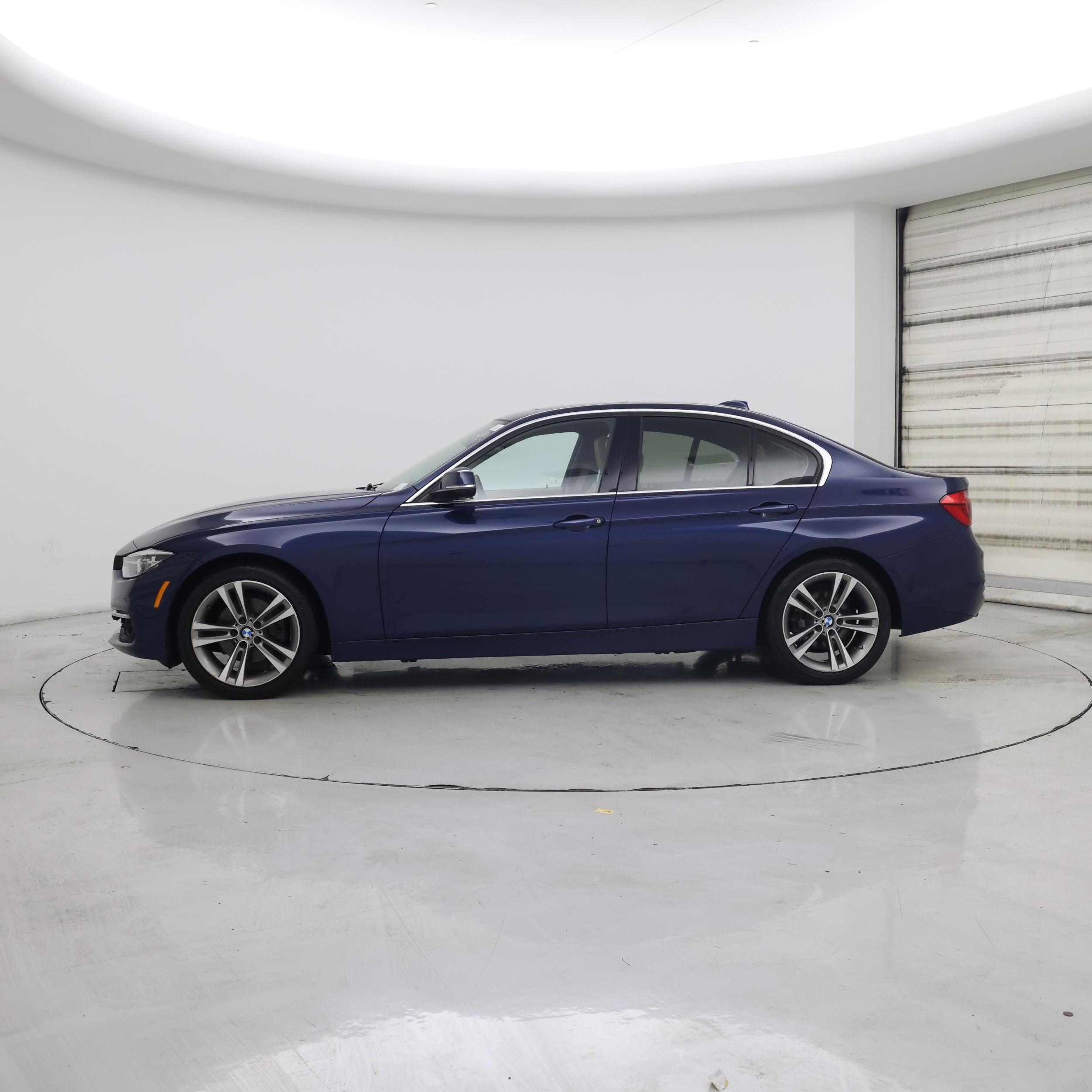 Thumbnail: 2016 BMW 3 Series - 3