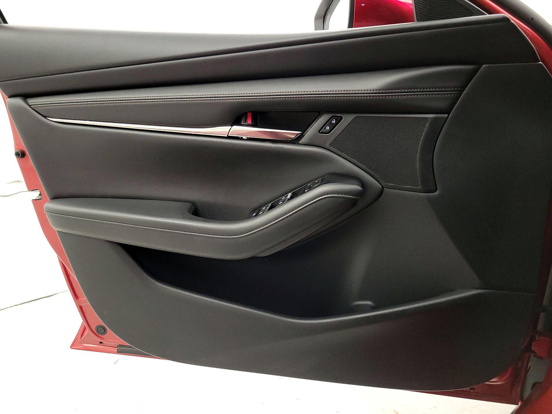 Thumbnail: 2019 Mazda Mazda3 - 12
