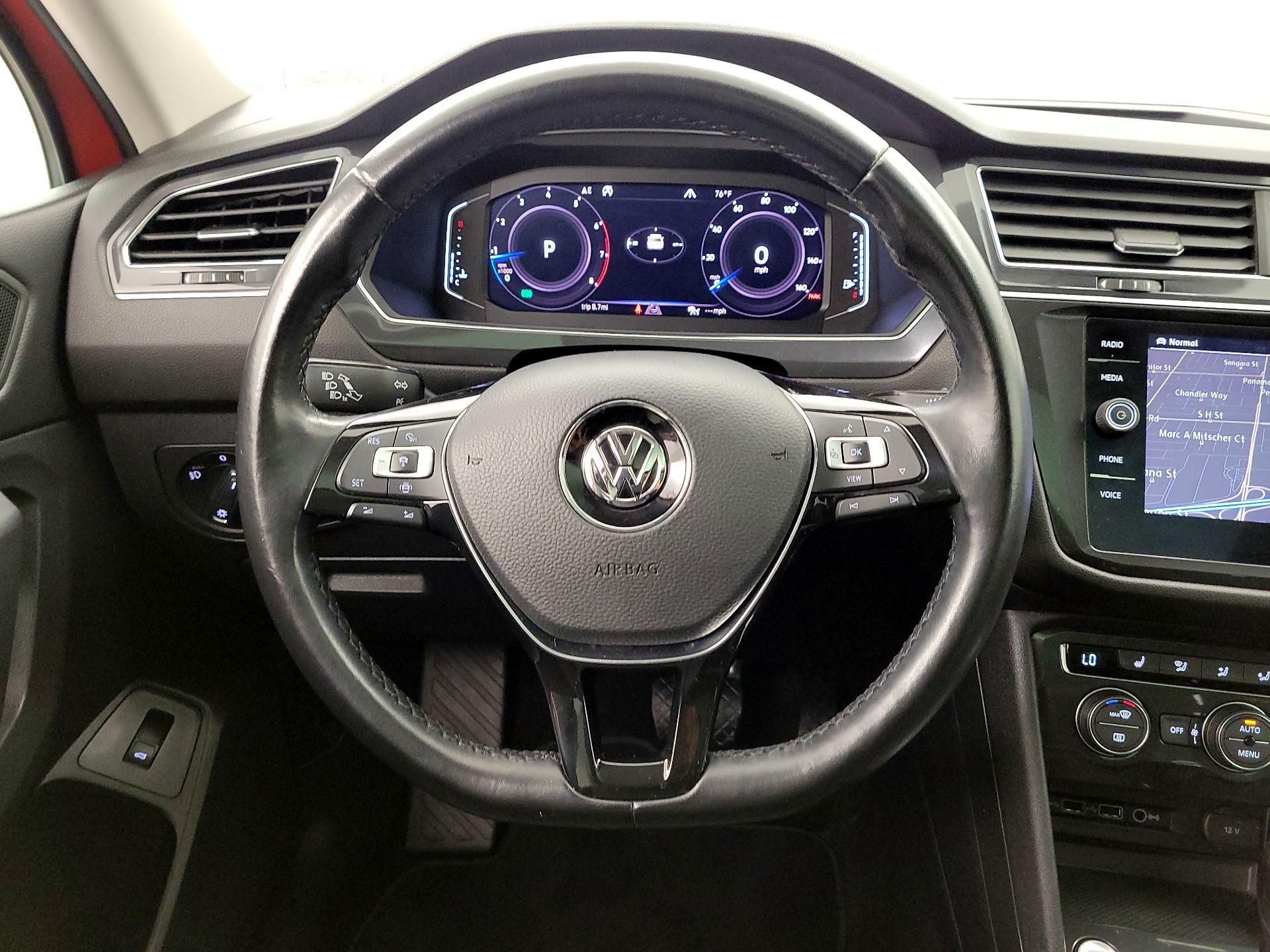 Thumbnail: 2019 Volkswagen Tiguan - 10