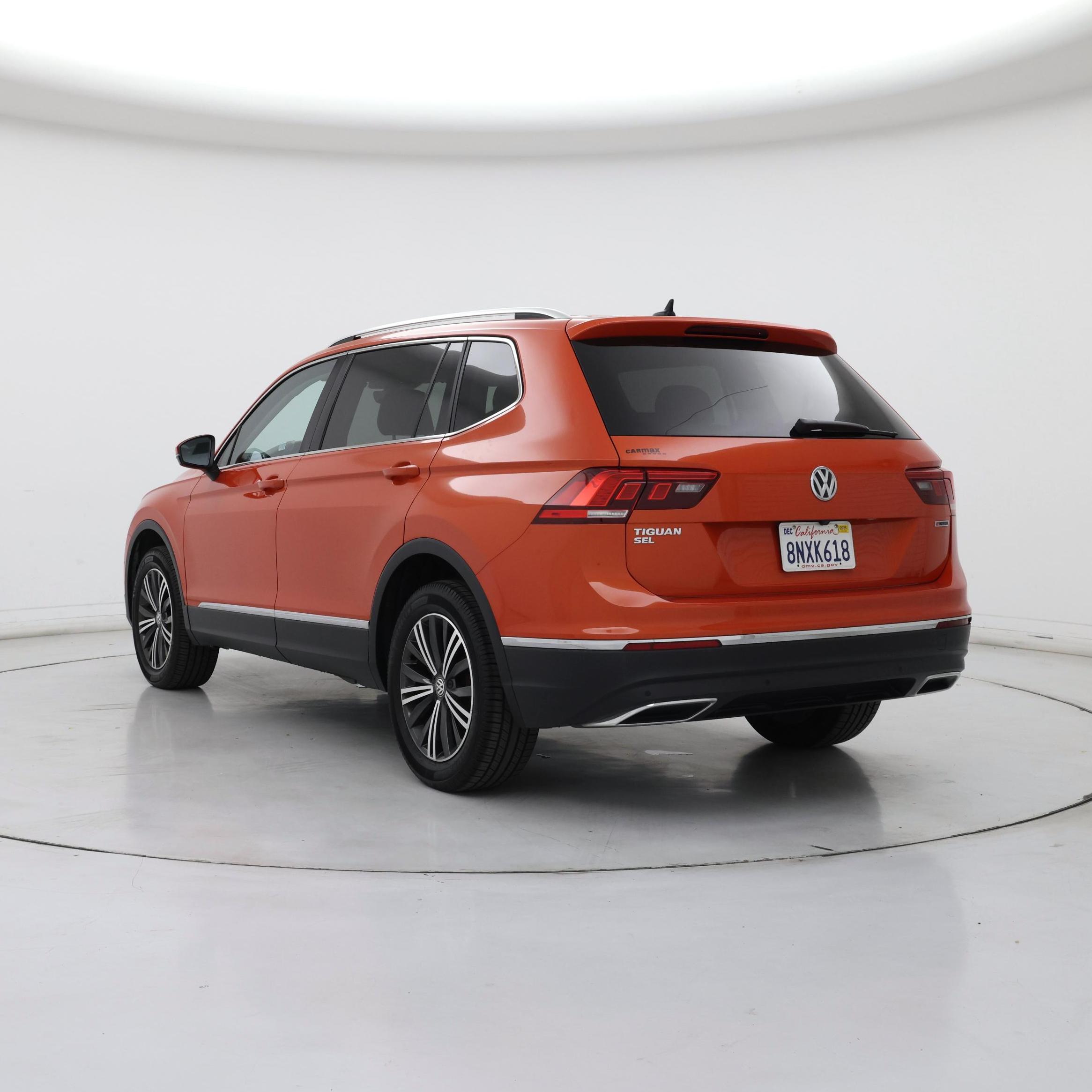 Thumbnail: 2019 Volkswagen Tiguan - 2