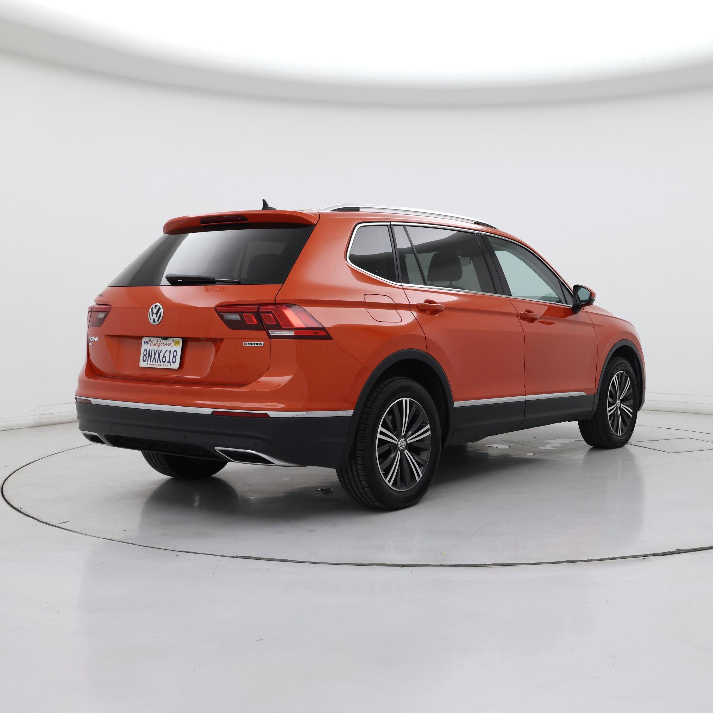 Thumbnail: 2019 Volkswagen Tiguan - 8