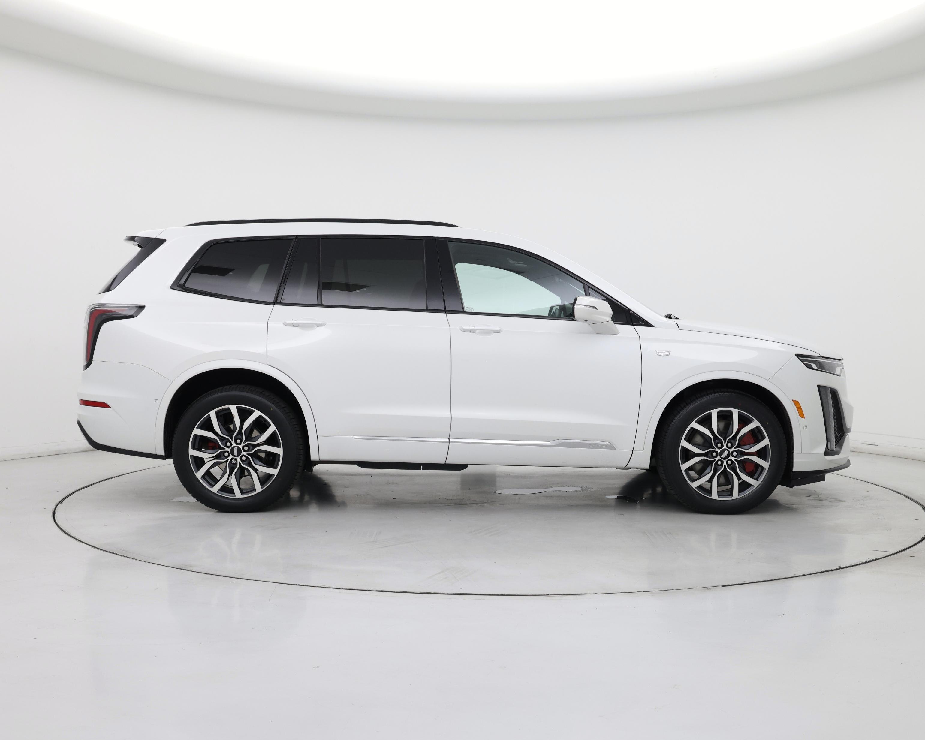 Thumbnail: 2023 Cadillac XT6 - 7