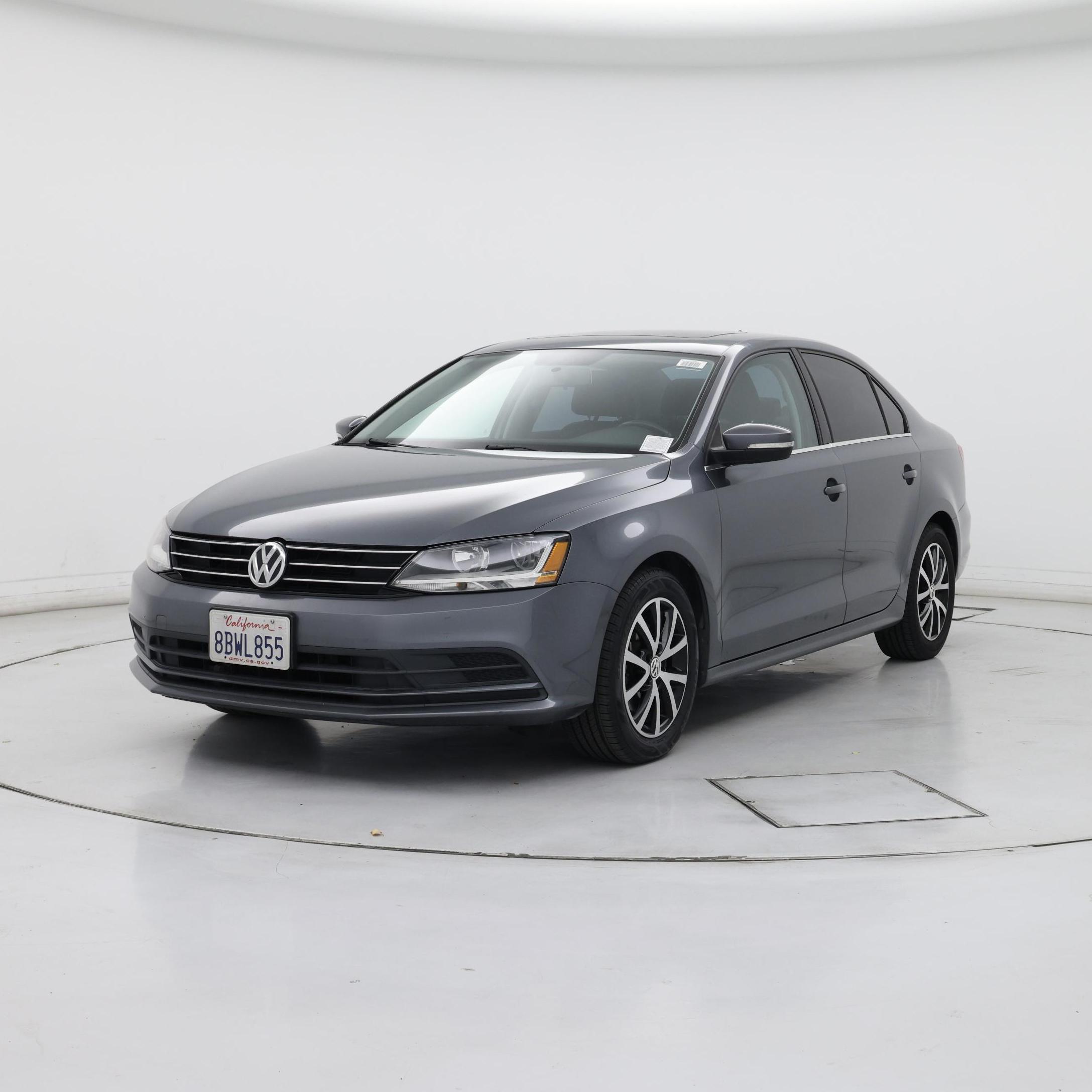 Thumbnail: 2017 Volkswagen Jetta - 4