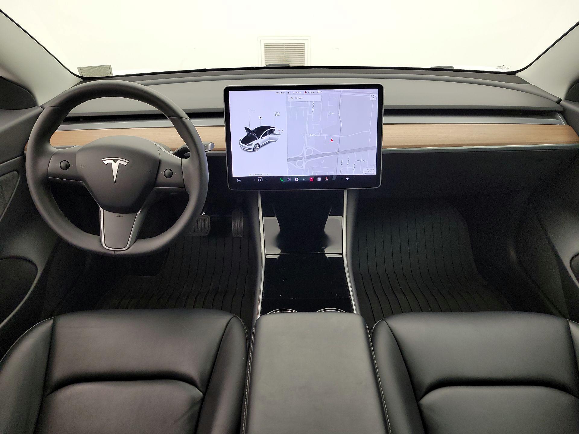 Thumbnail: 2020 Tesla Model 3 - 9