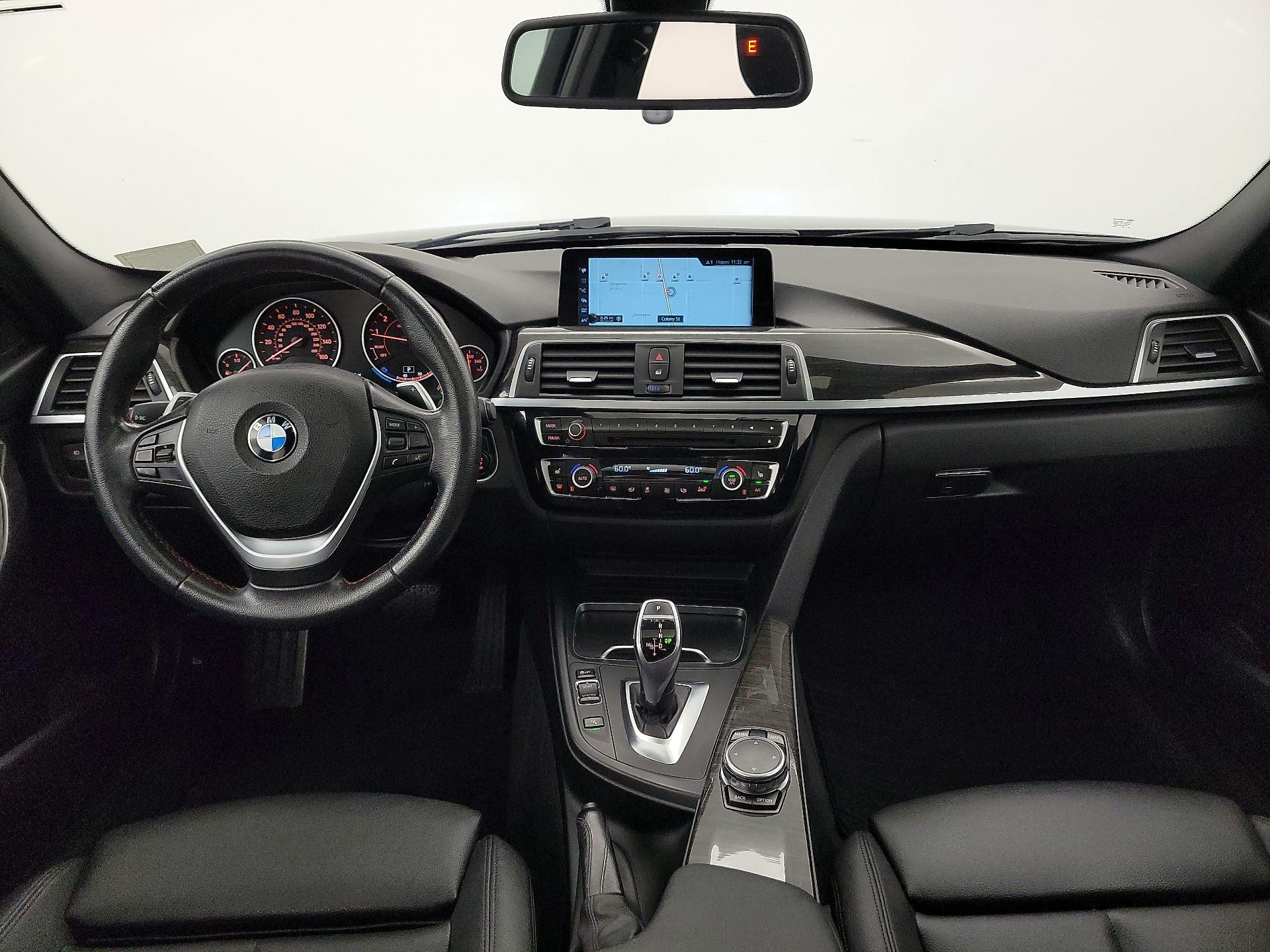 Thumbnail: 2017 BMW 3 Series - 9