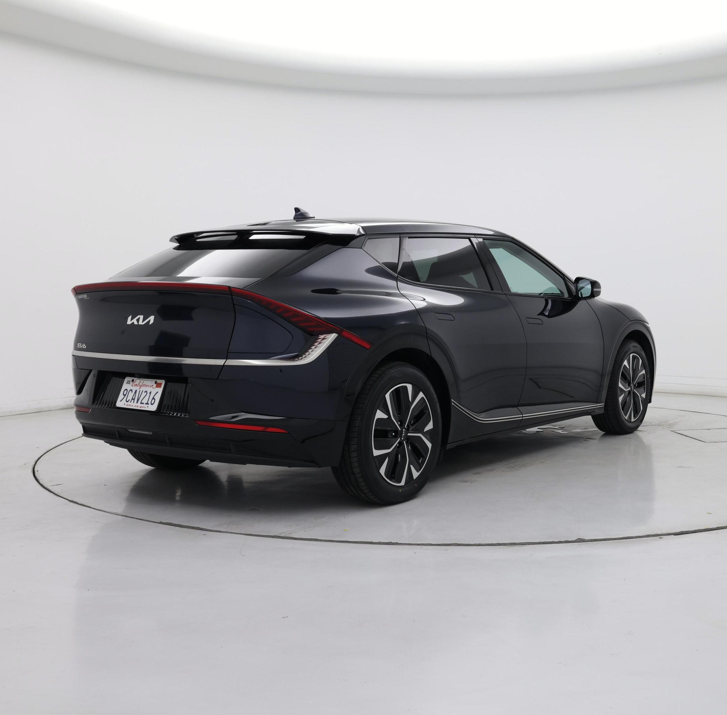 Thumbnail: 2022 Kia EV6 - 8