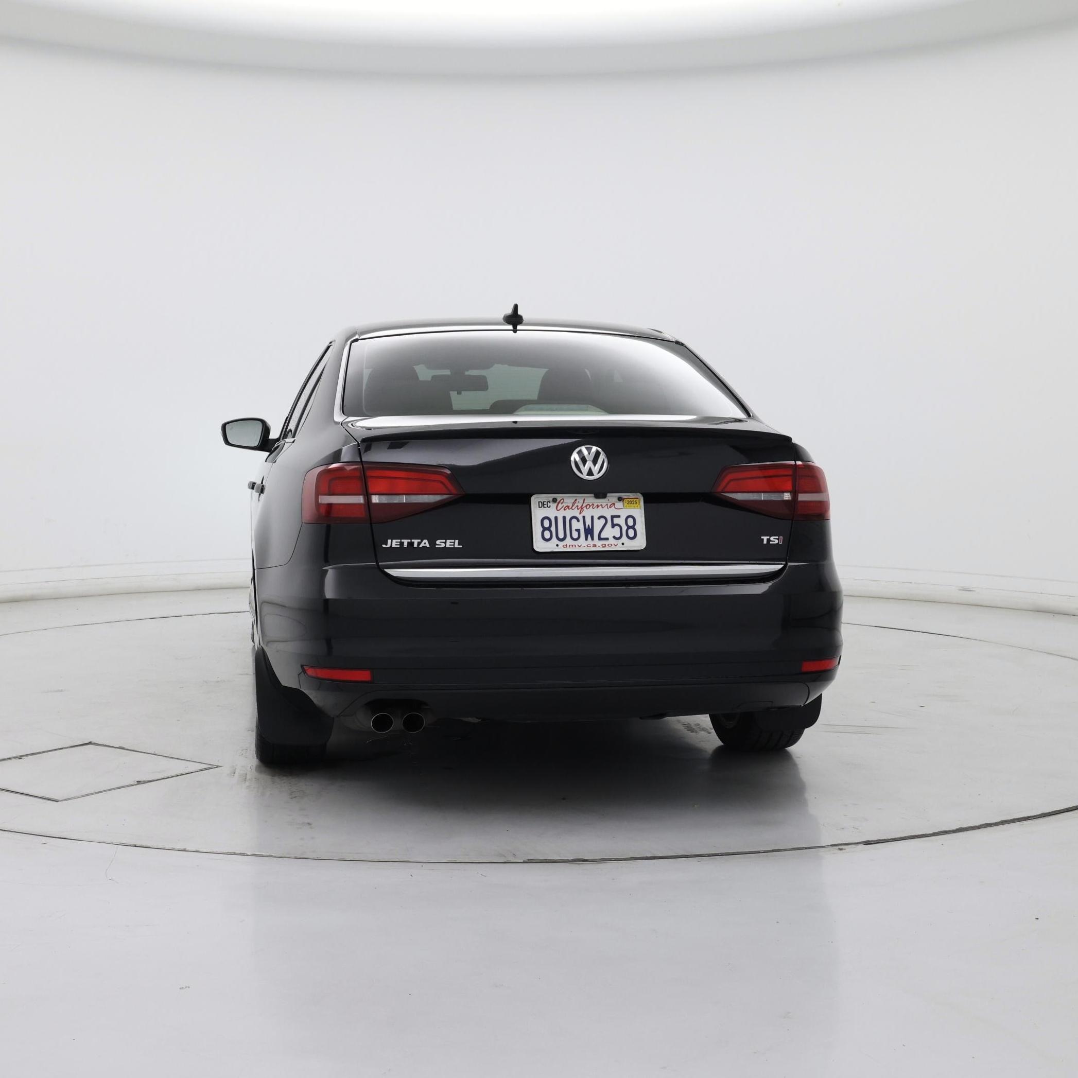 Thumbnail: 2017 Volkswagen Jetta - 6