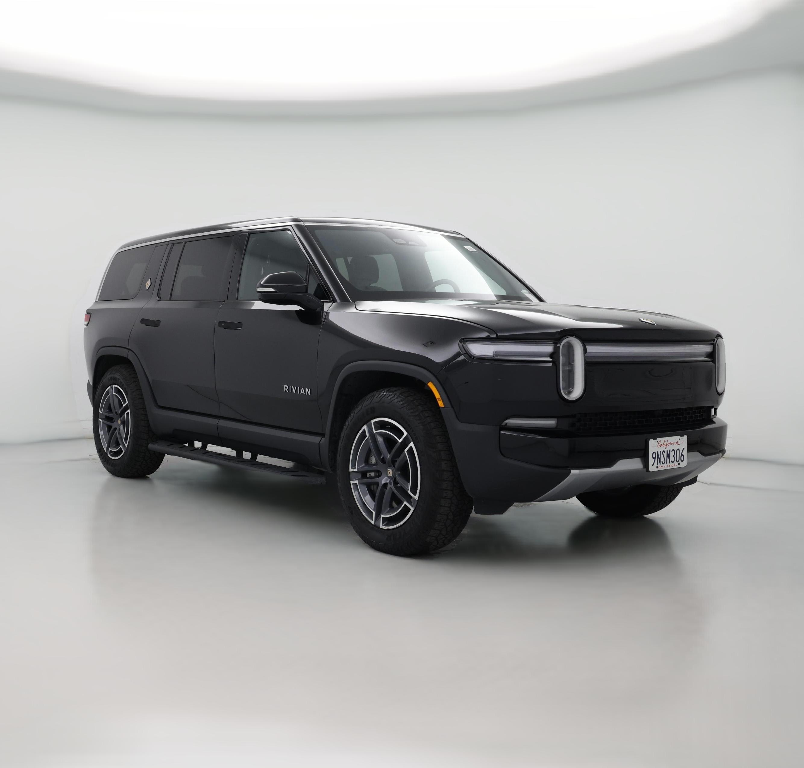 Thumbnail: 2025 Rivian R1S - 1