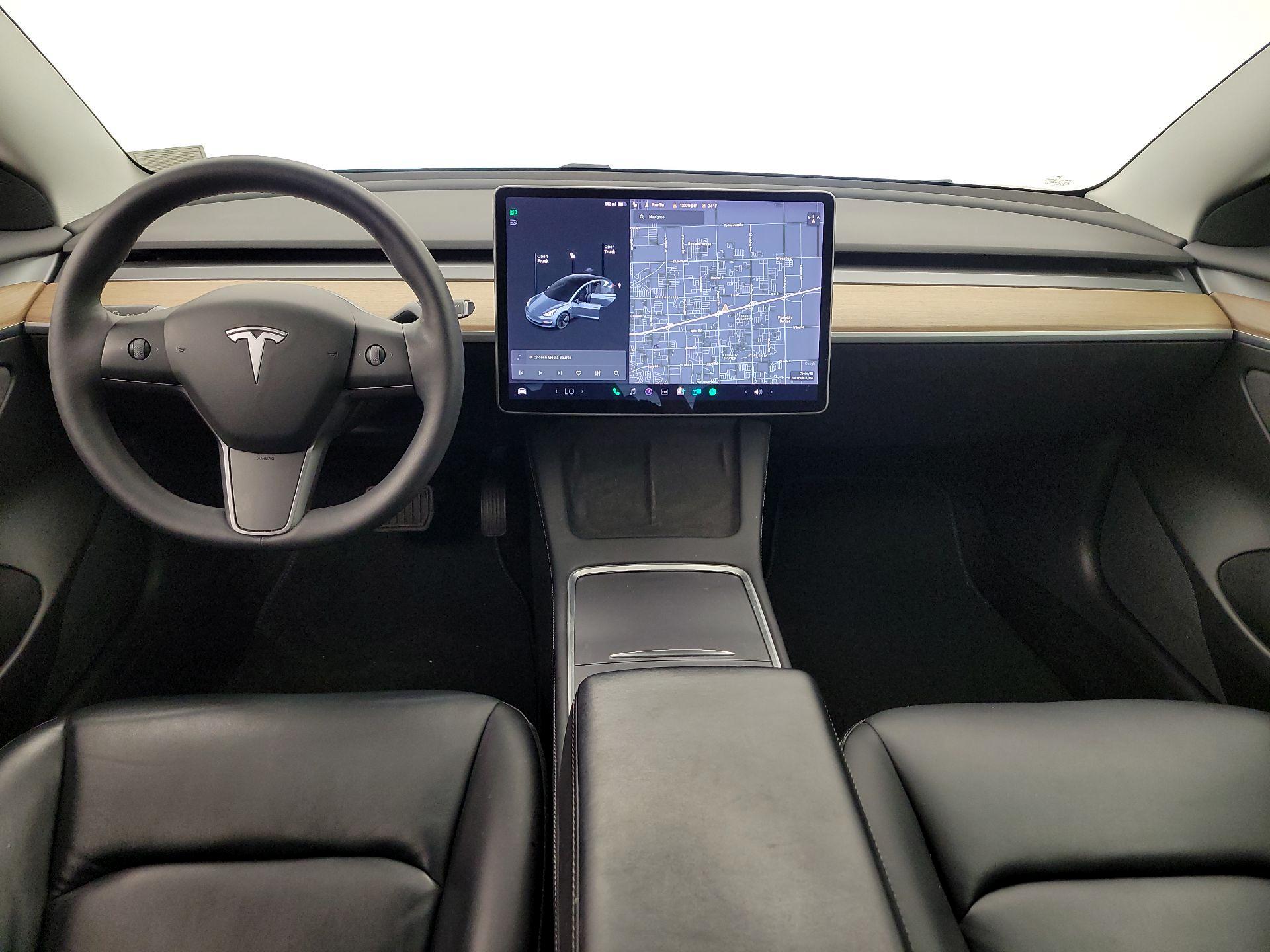 Thumbnail: 2021 Tesla Model 3 - 9