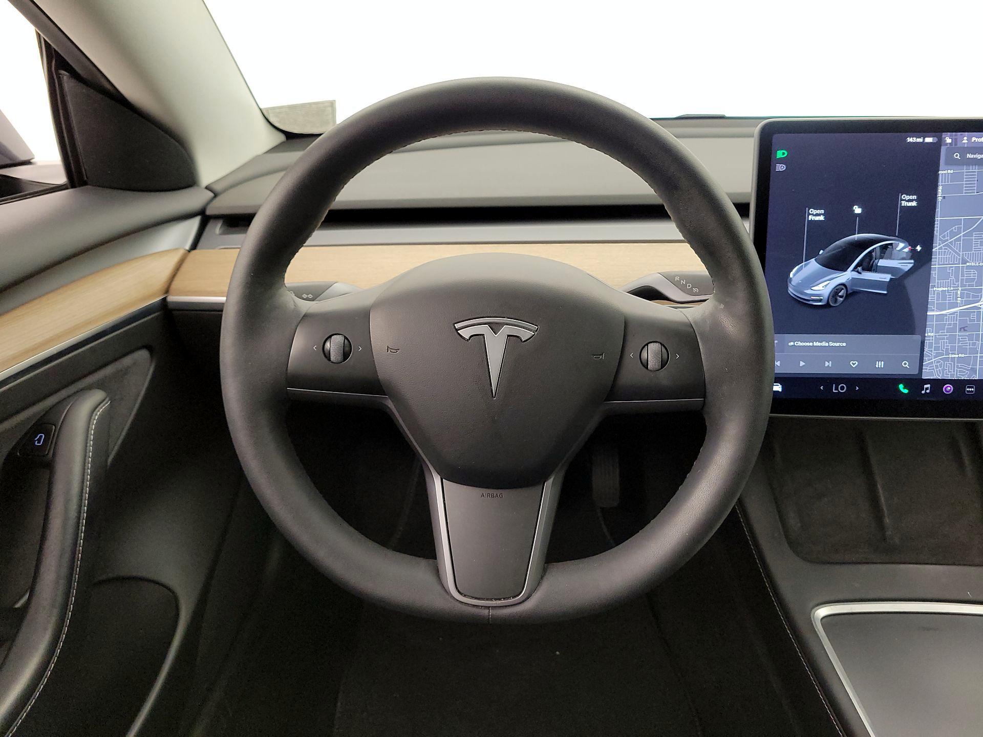 Thumbnail: 2021 Tesla Model 3 - 10