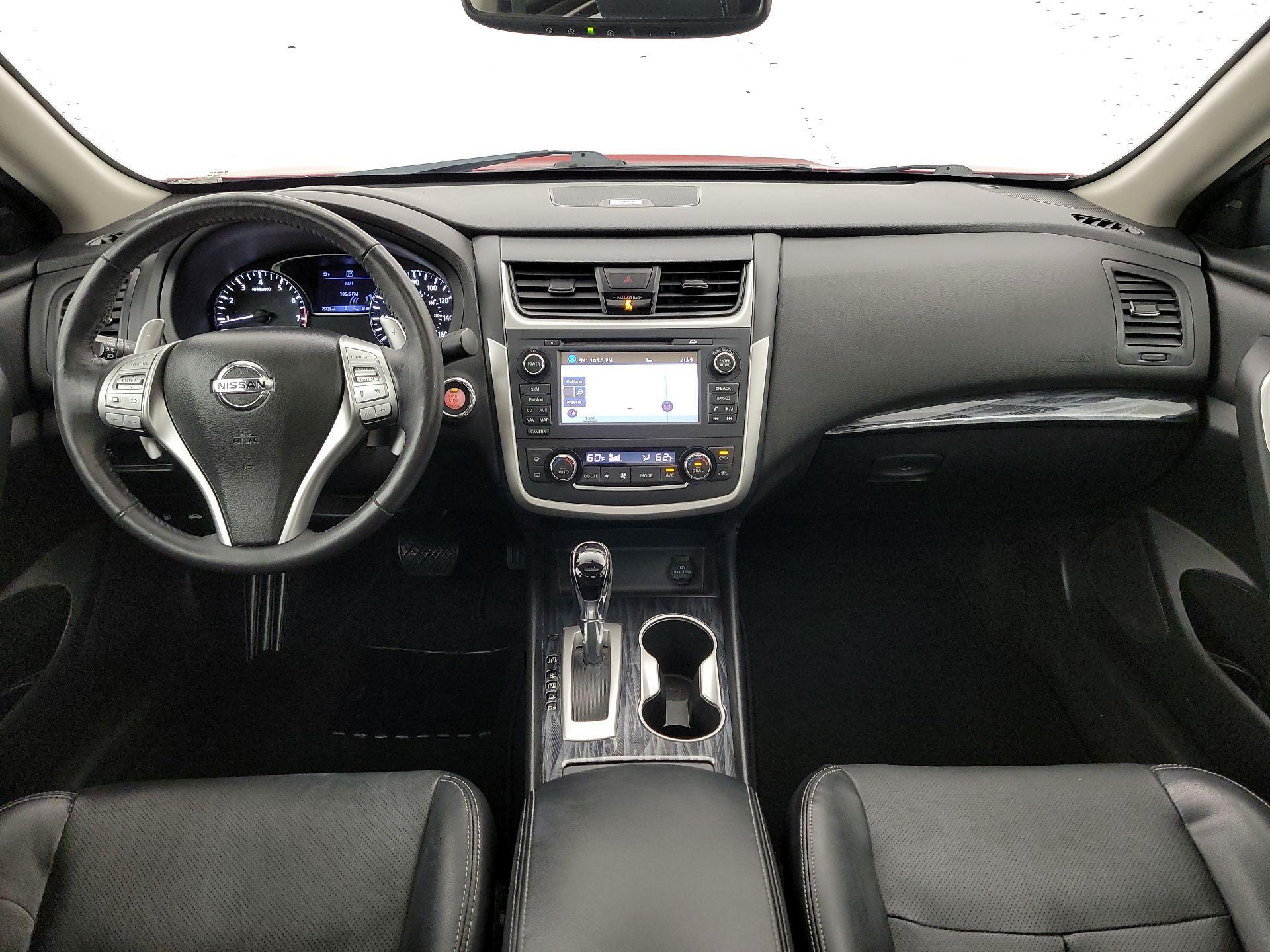 Thumbnail: 2017 Nissan Altima - 9