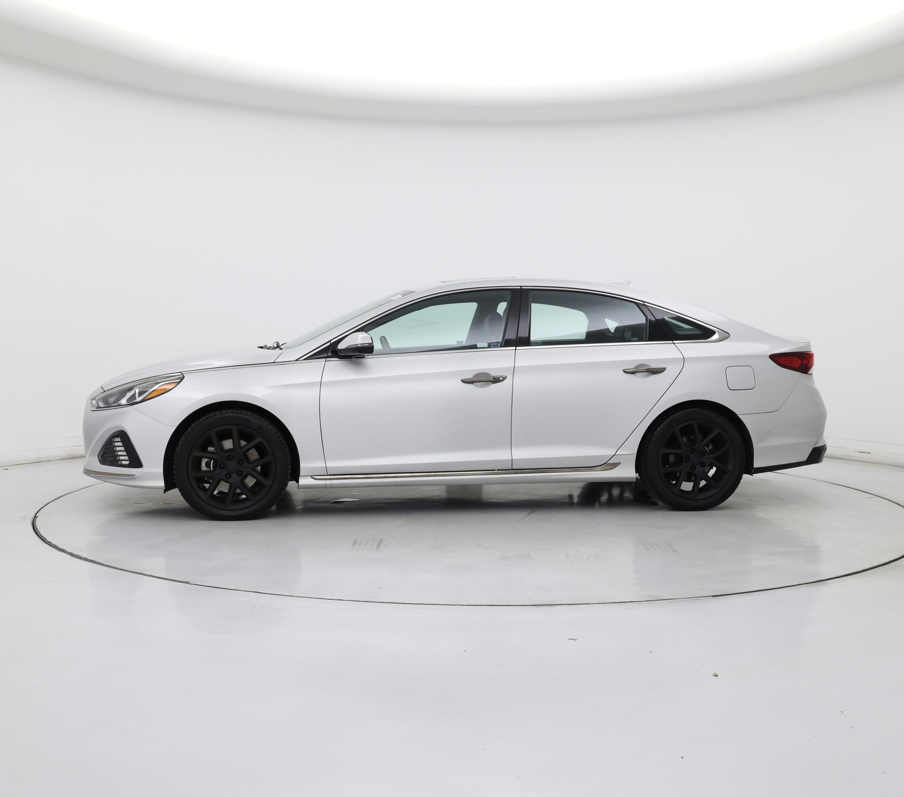 Thumbnail: 2018 Hyundai Sonata - 3