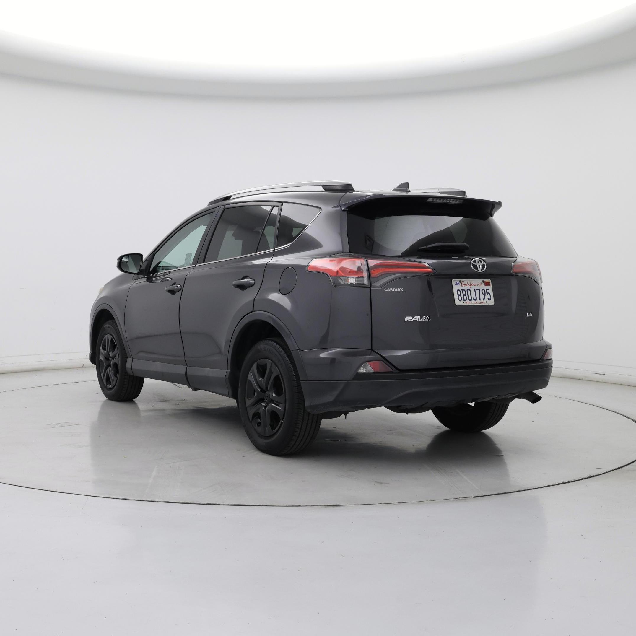 Thumbnail: 2018 Toyota RAV4 - 2