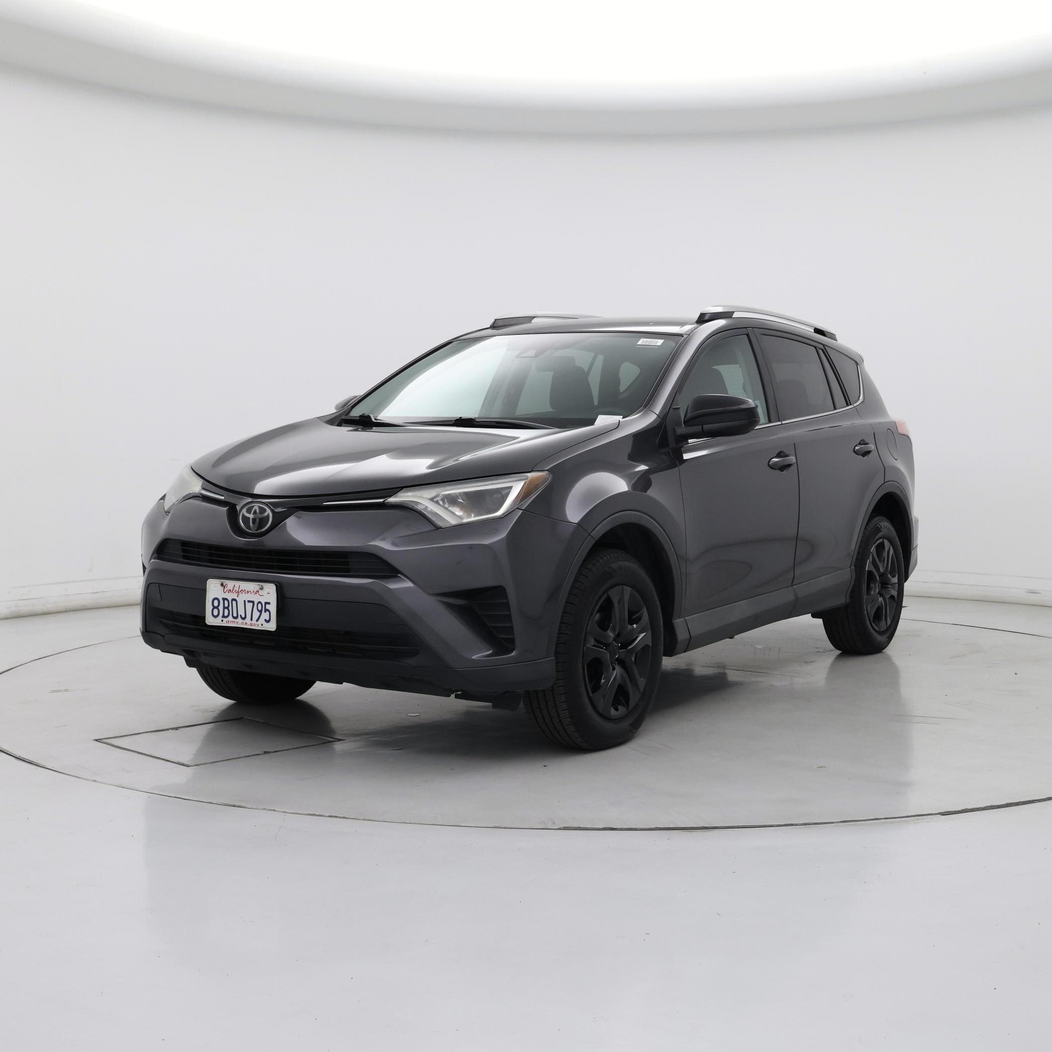 Thumbnail: 2018 Toyota RAV4 - 4