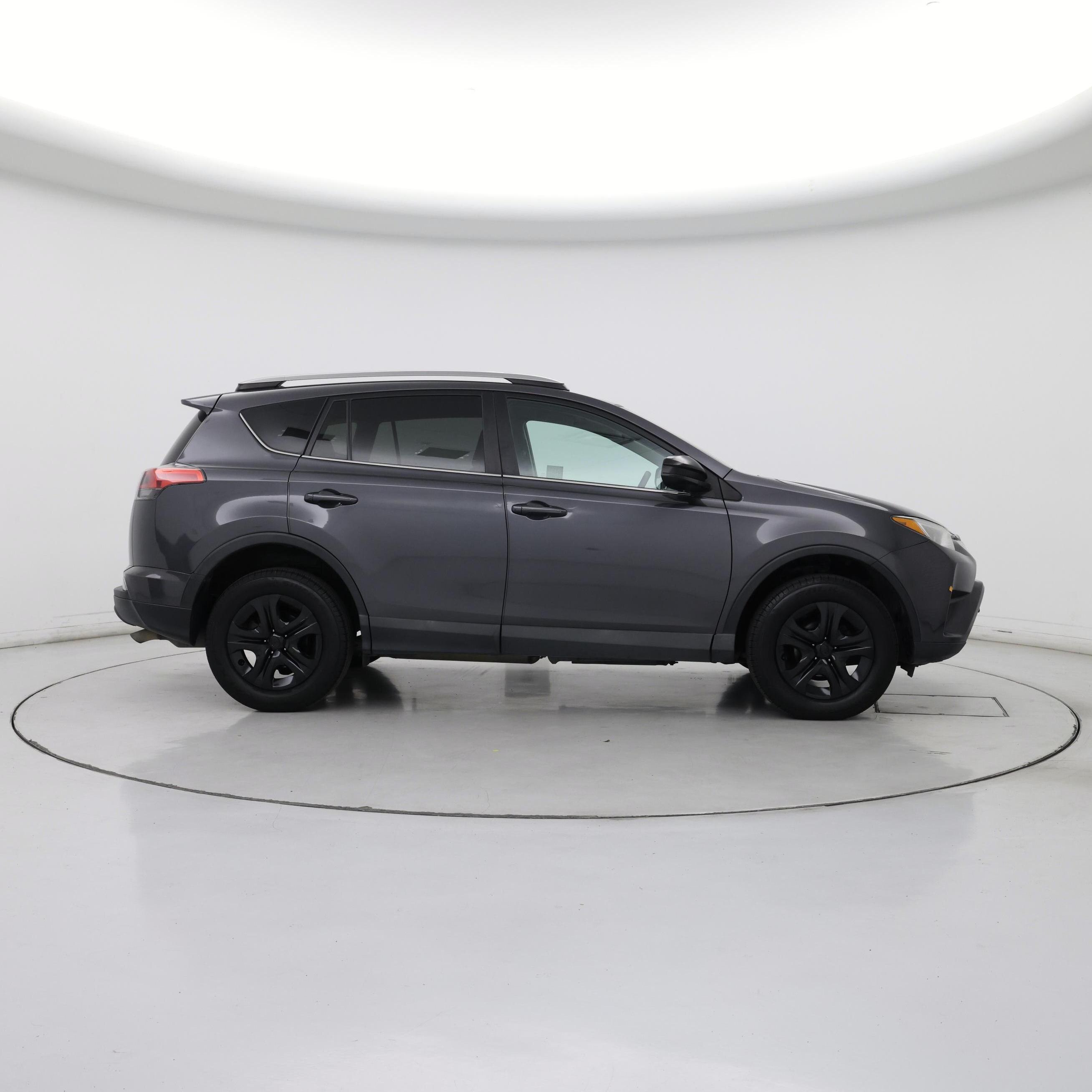 Thumbnail: 2018 Toyota RAV4 - 7