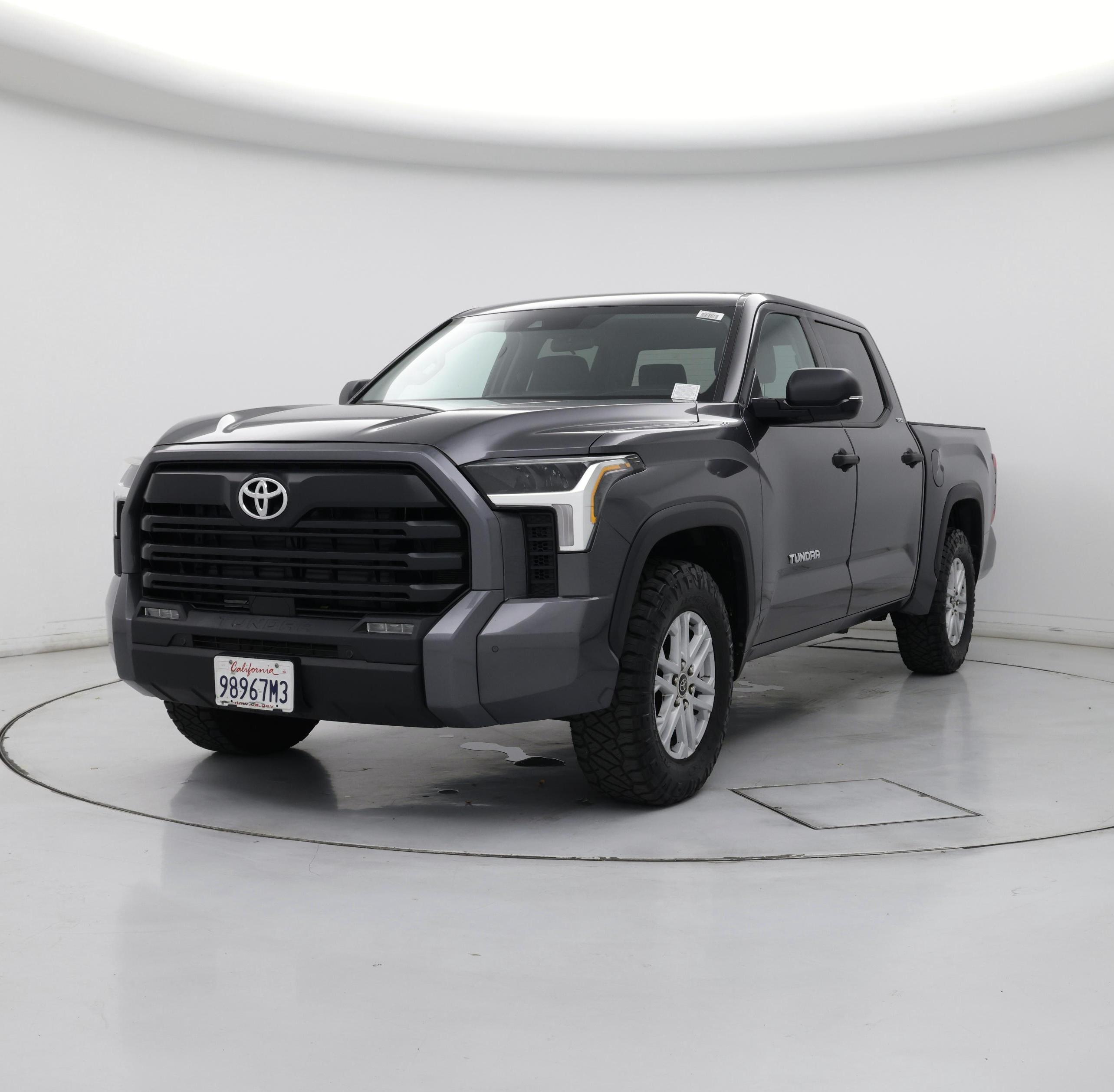 Thumbnail: 2022 Toyota Tundra - 4