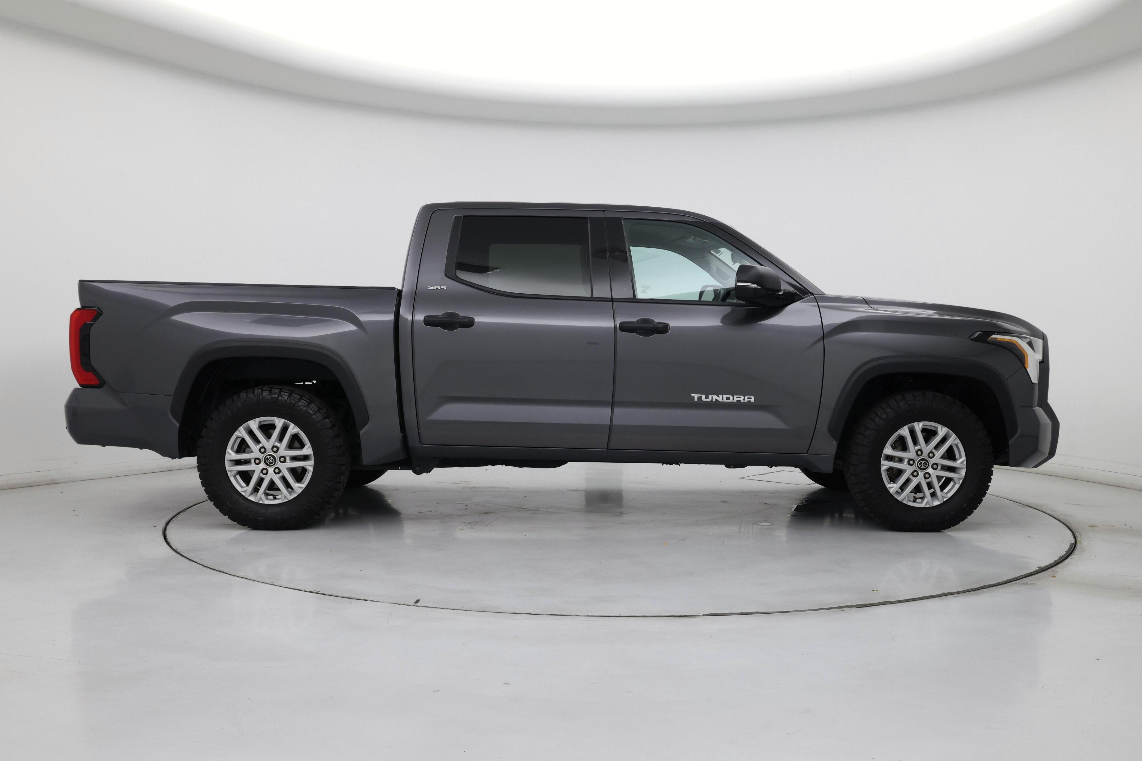 Thumbnail: 2022 Toyota Tundra - 7