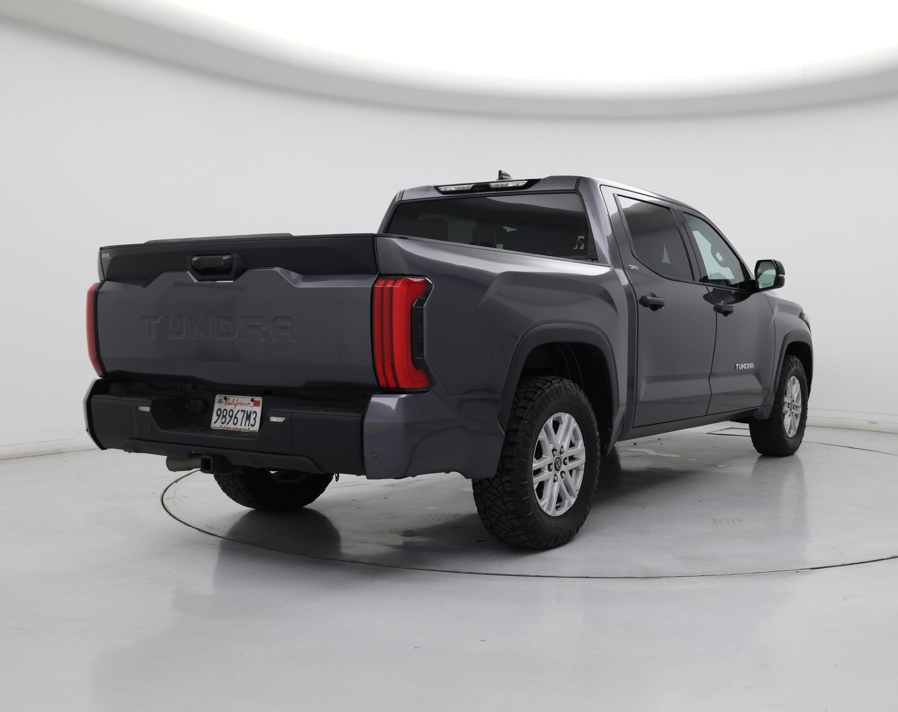 Thumbnail: 2022 Toyota Tundra - 8