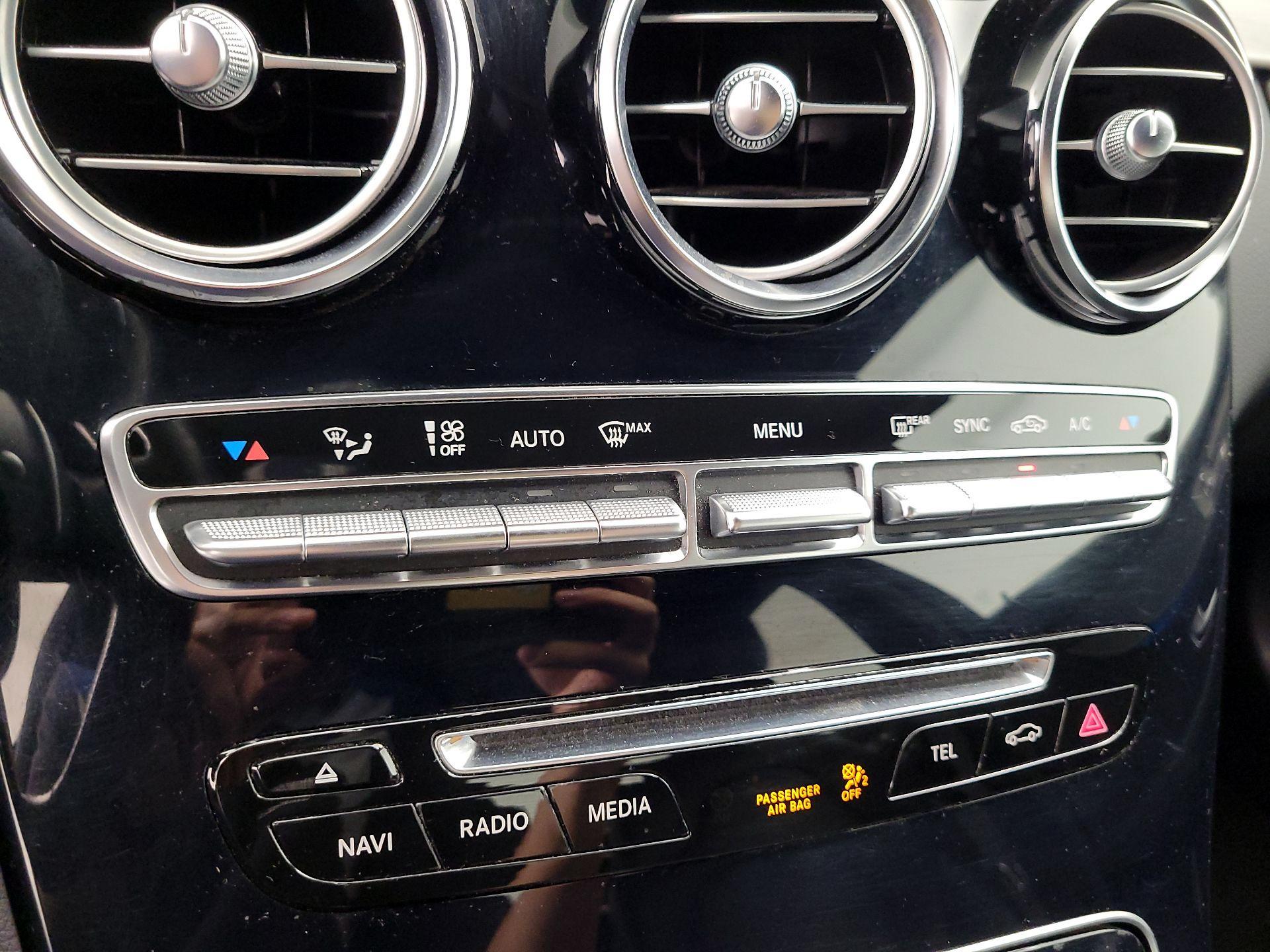 Thumbnail: 2017 Mercedes-Benz C-Class - 17