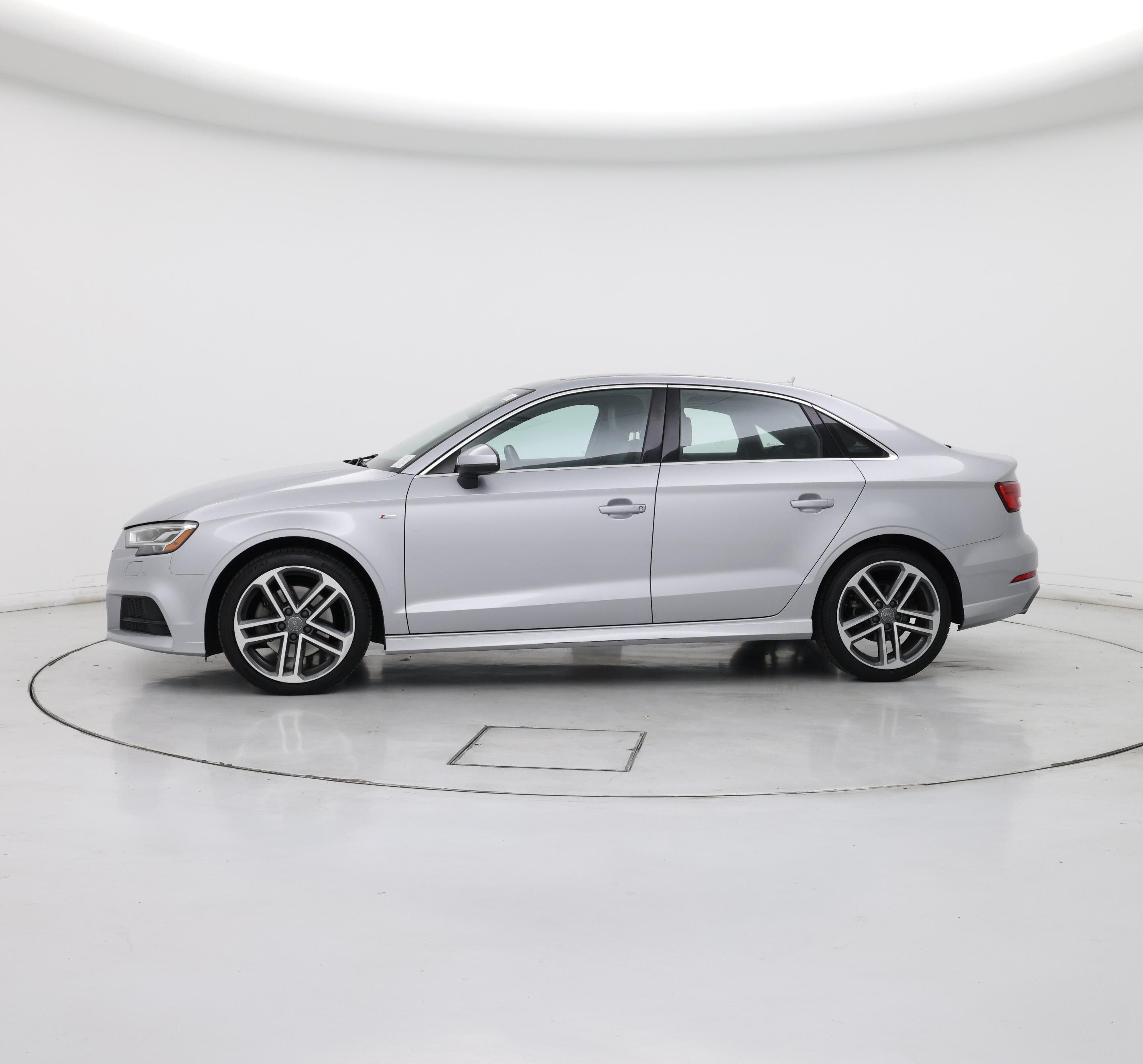 Thumbnail: 2017 Audi A3 - 3