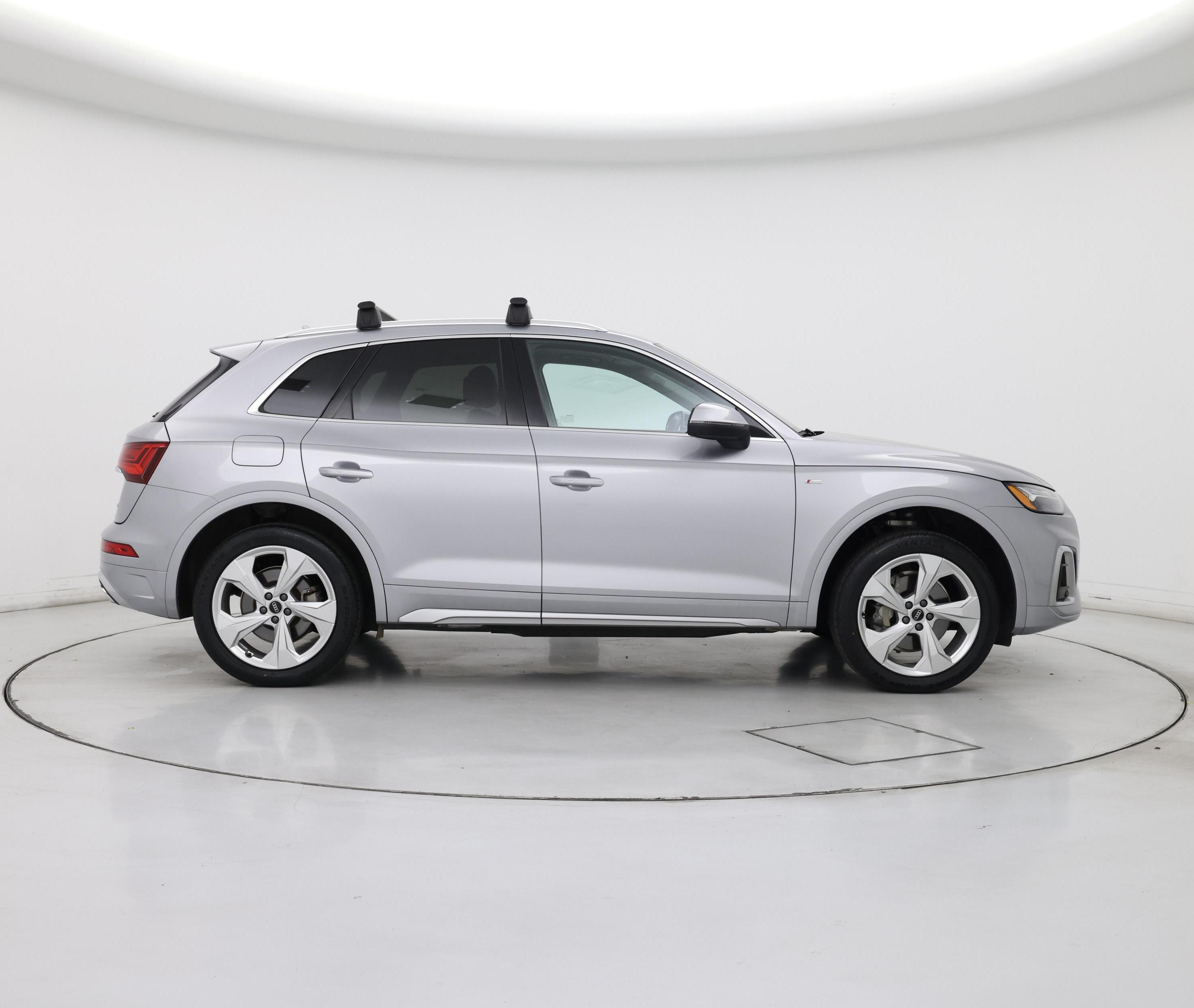 Thumbnail: 2022 Audi Q5 - 7