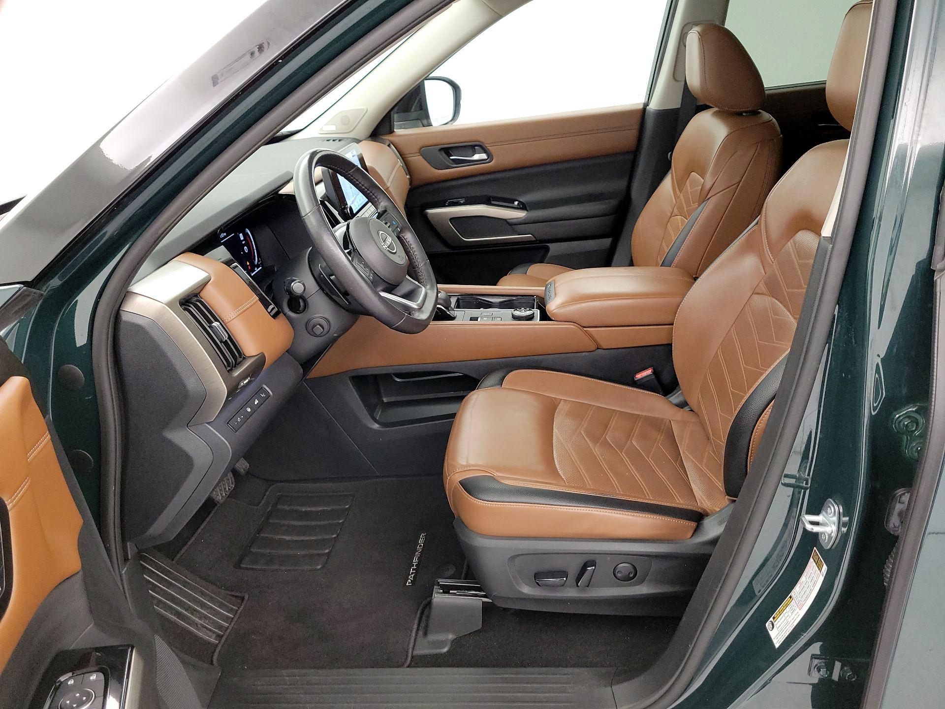 Thumbnail: 2023 Nissan Pathfinder - 11
