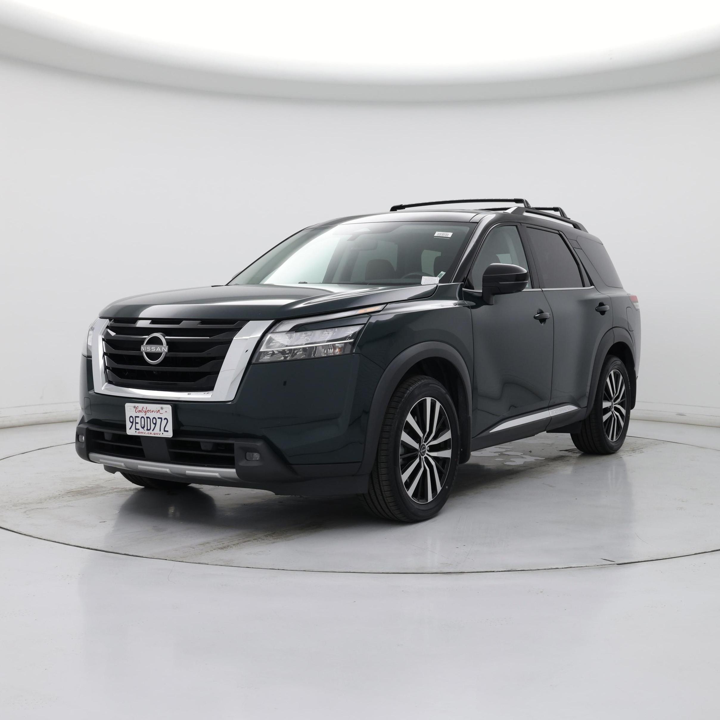 Thumbnail: 2023 Nissan Pathfinder - 4