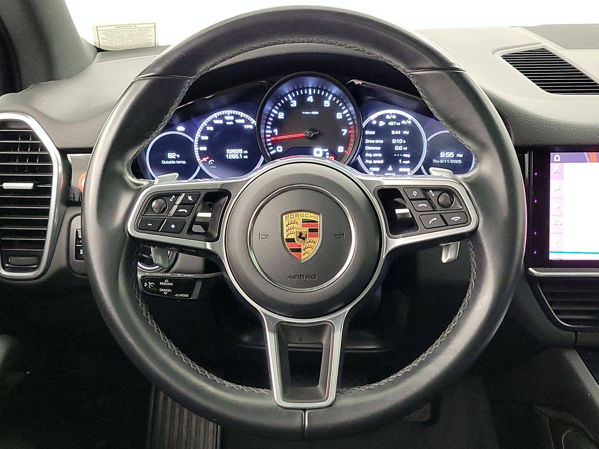 Thumbnail: 2020 Porsche Cayenne - 10