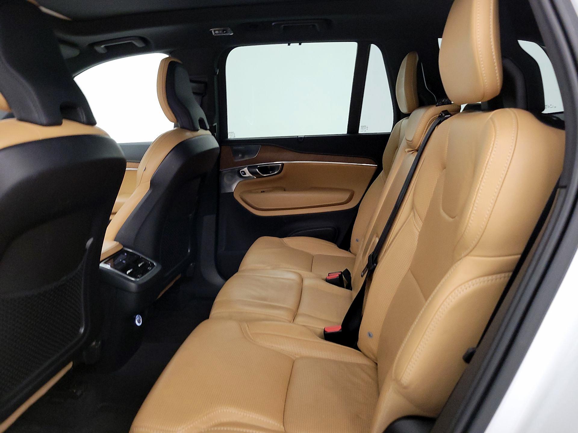 Thumbnail: 2019 Volvo XC90 - 19