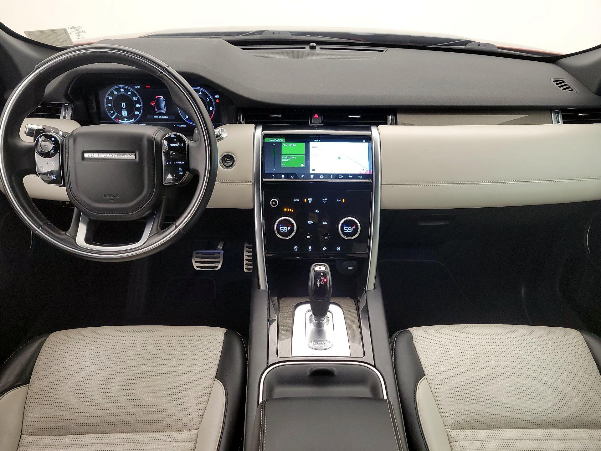 Thumbnail: 2020 Land Rover Discovery Sport - 9
