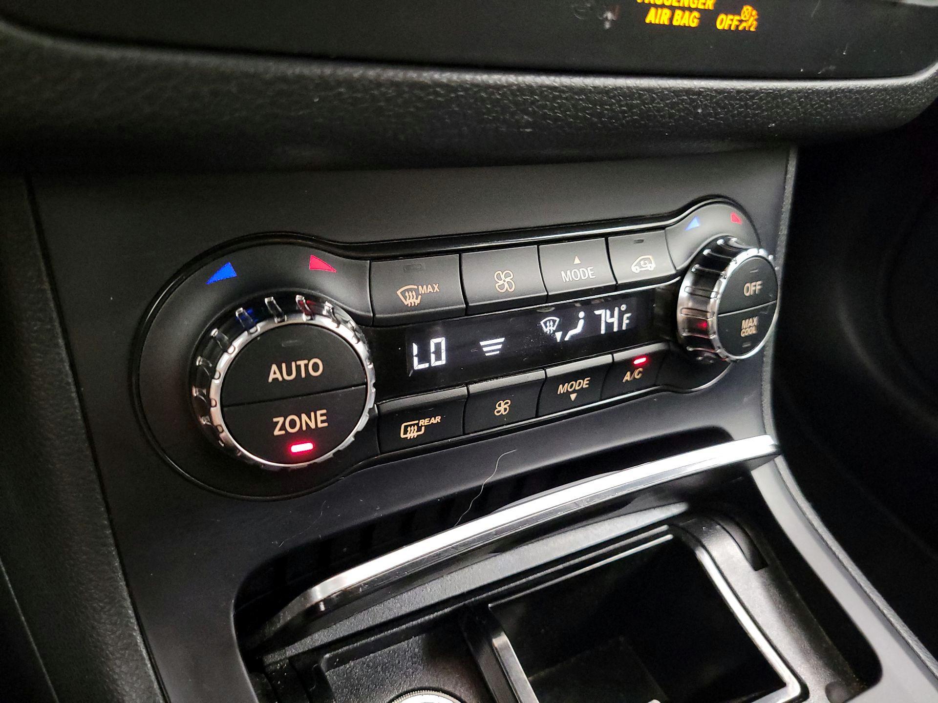 Thumbnail: 2017 Mercedes-Benz B-Class - 17
