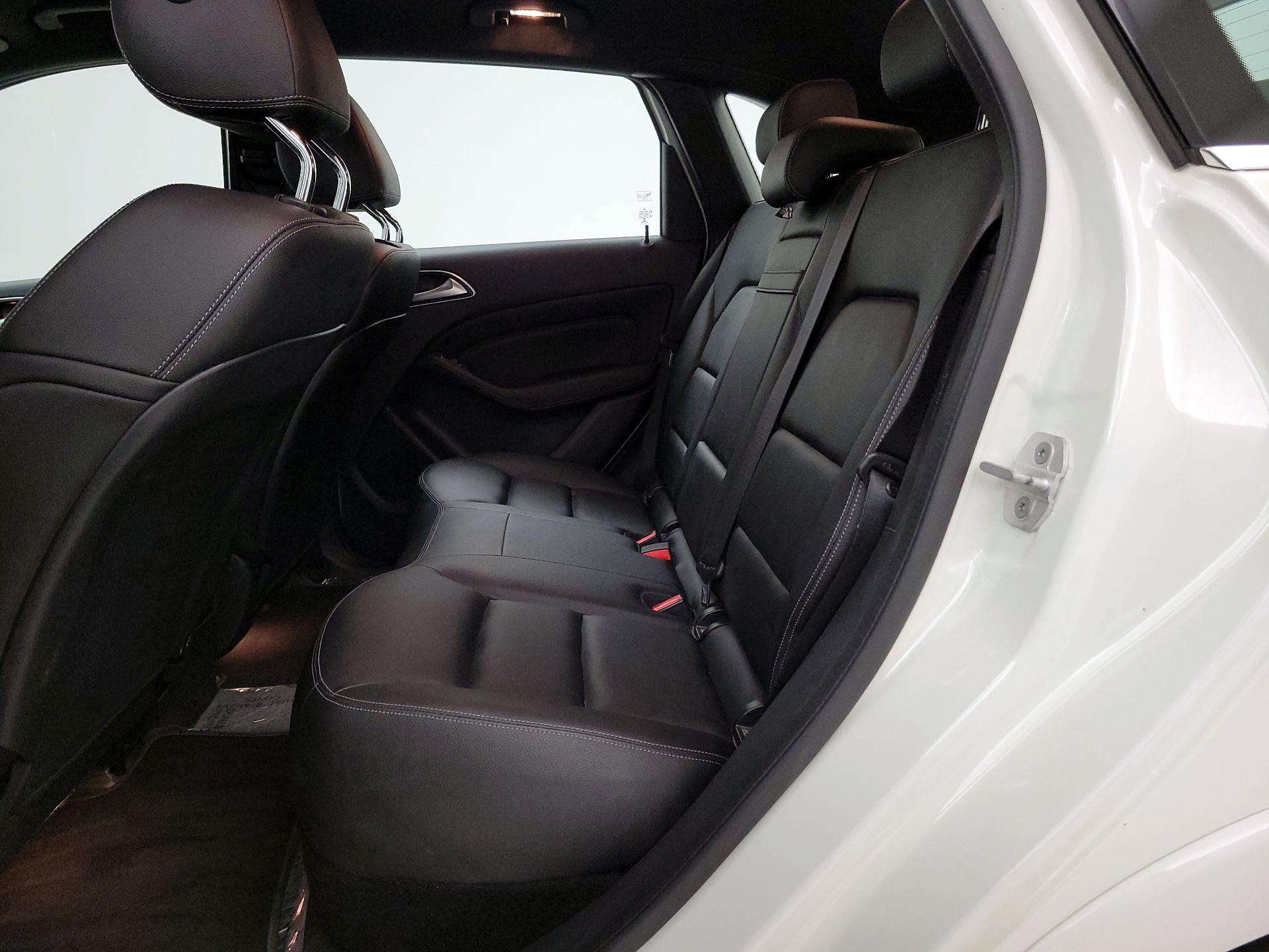 Thumbnail: 2017 Mercedes-Benz B-Class - 20