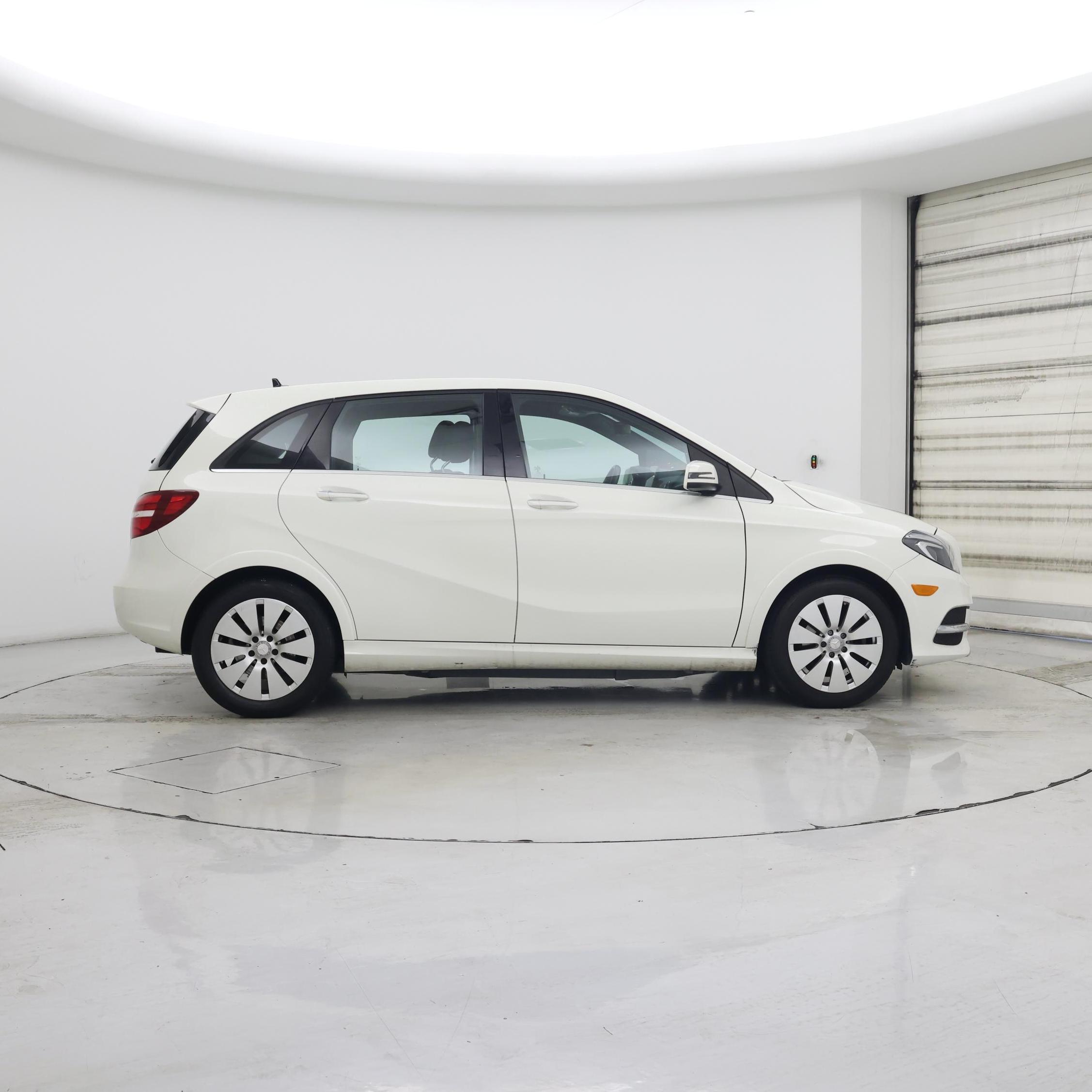 Thumbnail: 2017 Mercedes-Benz B-Class - 7
