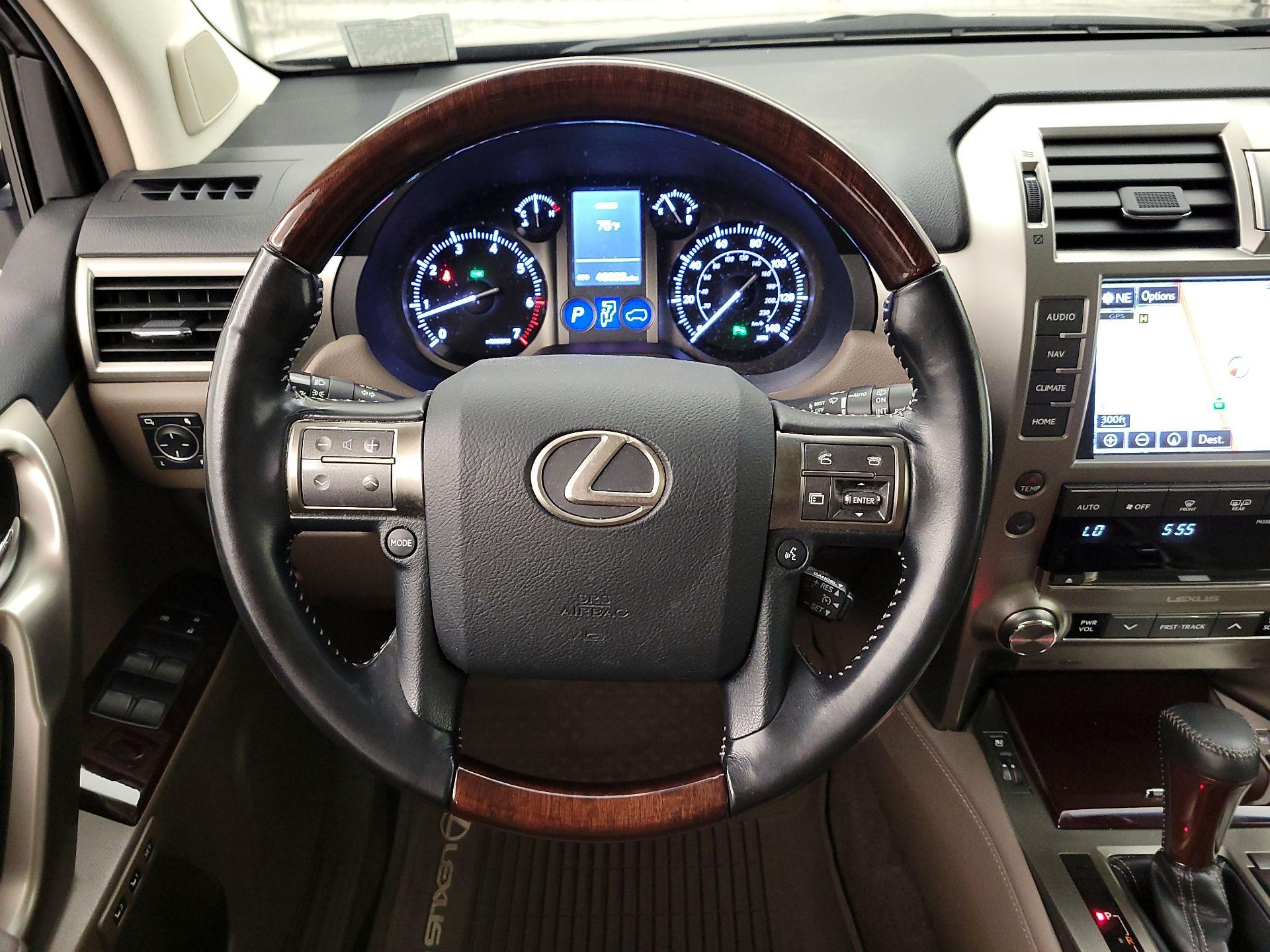 Thumbnail: 2017 Lexus GX - 10